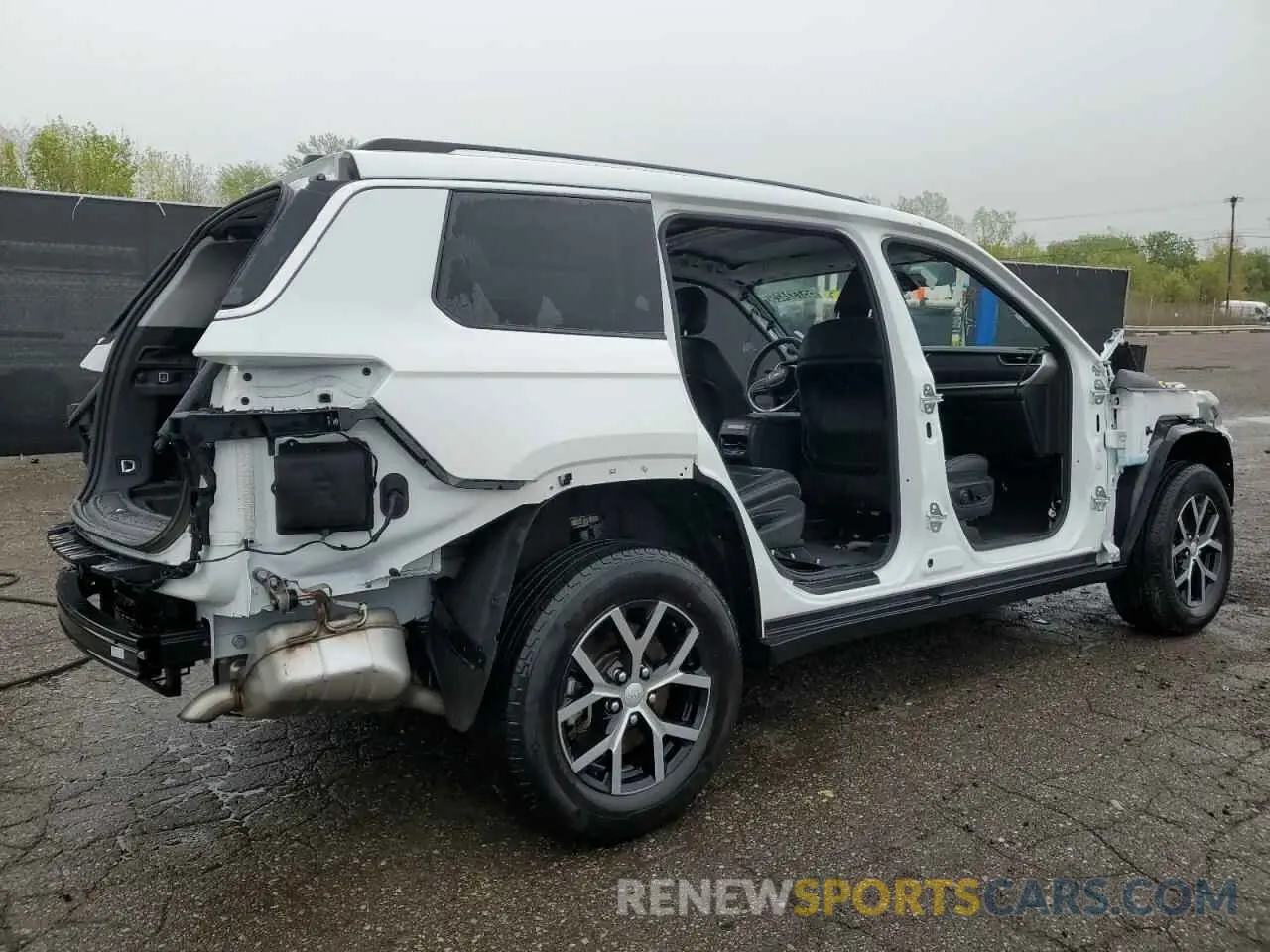 3 fotografías del automóvil dañado 1C4RJKBG3P8751891 JEEP GRAND CHER 2023