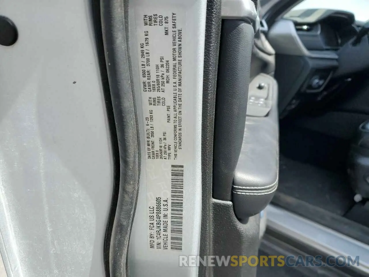 13 fotografías del automóvil dañado 1C4RJKBG4P8886605 JEEP GRAND CHER 2023