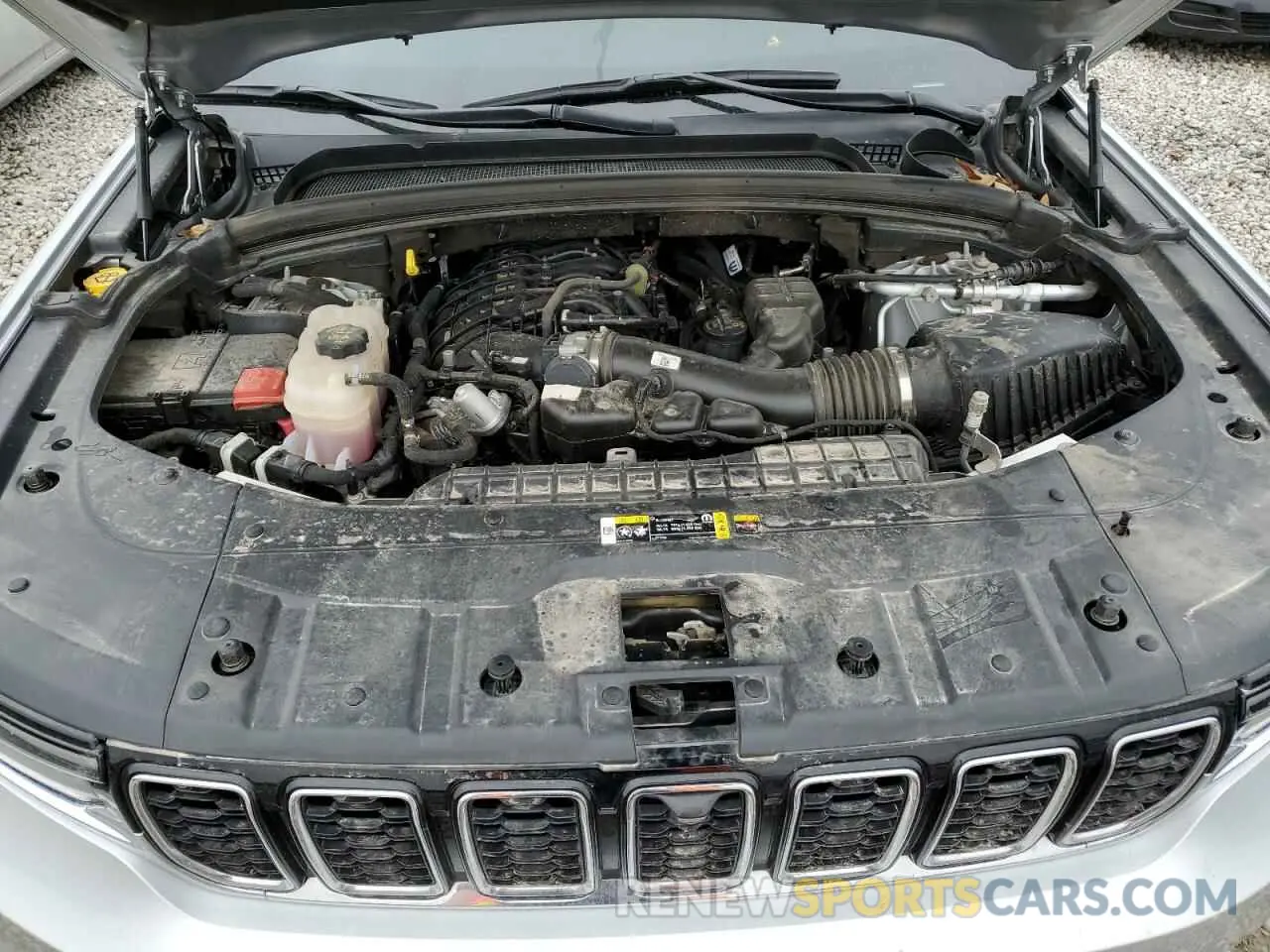 12 fotografías del automóvil dañado 1C4RJKBG6P8837423 JEEP GRAND CHER 2023