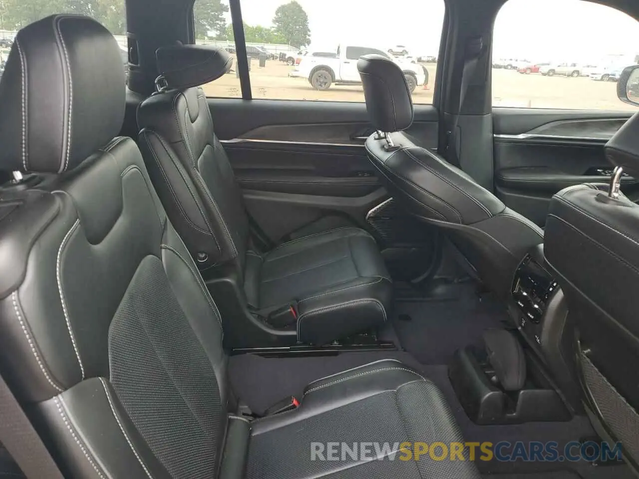 11 fotografías del automóvil dañado 1C4RJKDT1P8840174 JEEP GRAND CHER 2023