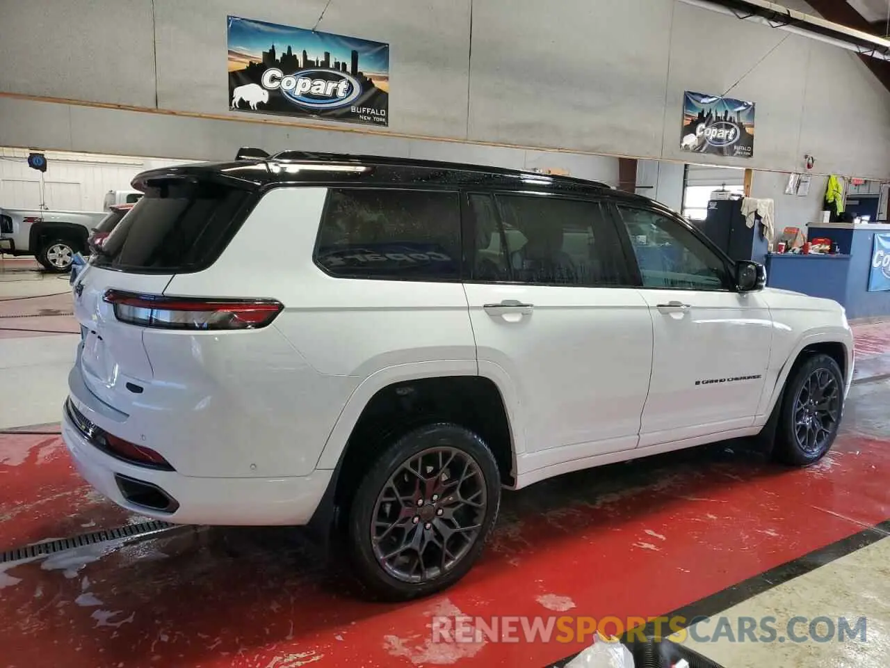 3 fotografías del automóvil dañado 1C4RJKEG0P8105851 JEEP GRAND CHER 2023