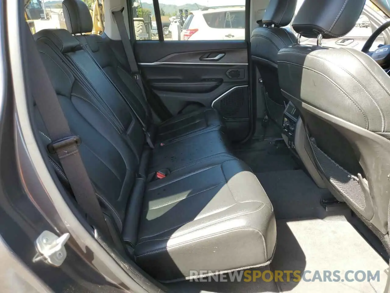 11 fotografías del automóvil dañado 1C4RJYB63PC624016 JEEP GRAND CHER 2023