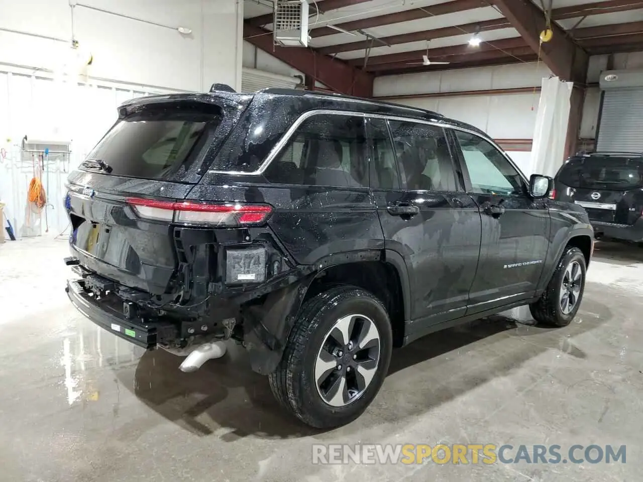 3 fotografías del automóvil dañado 1C4RJYB69PC665511 JEEP GRAND CHER 2023