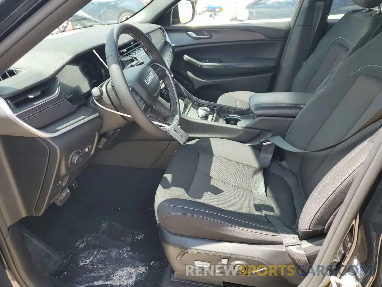 7 fotografías del automóvil dañado 1C4RJGAG5RC151985 JEEP GRAND CHER 2024