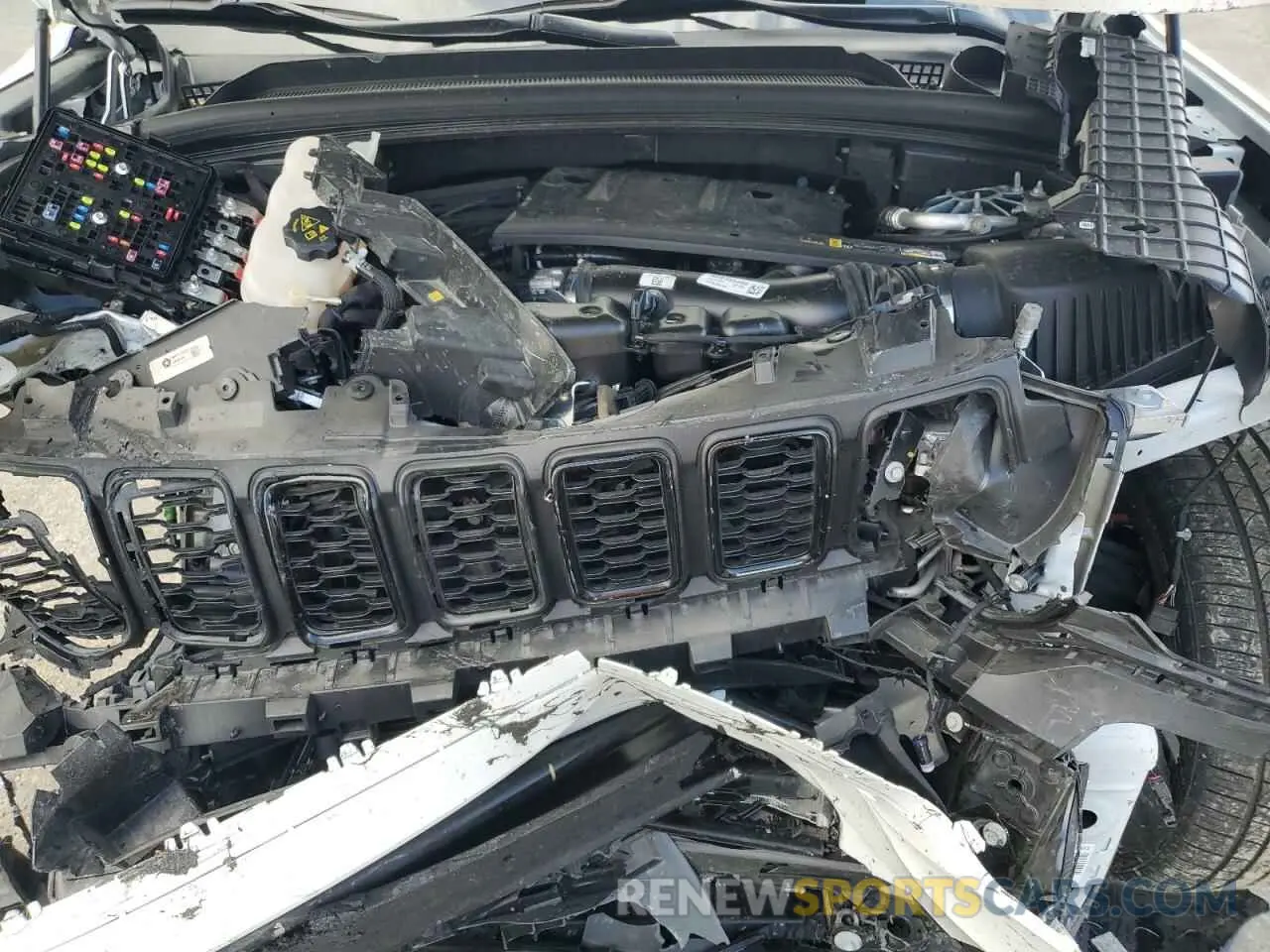 14 fotografías del automóvil dañado 1C4RJHAG2RC211081 JEEP GRAND CHER 2024