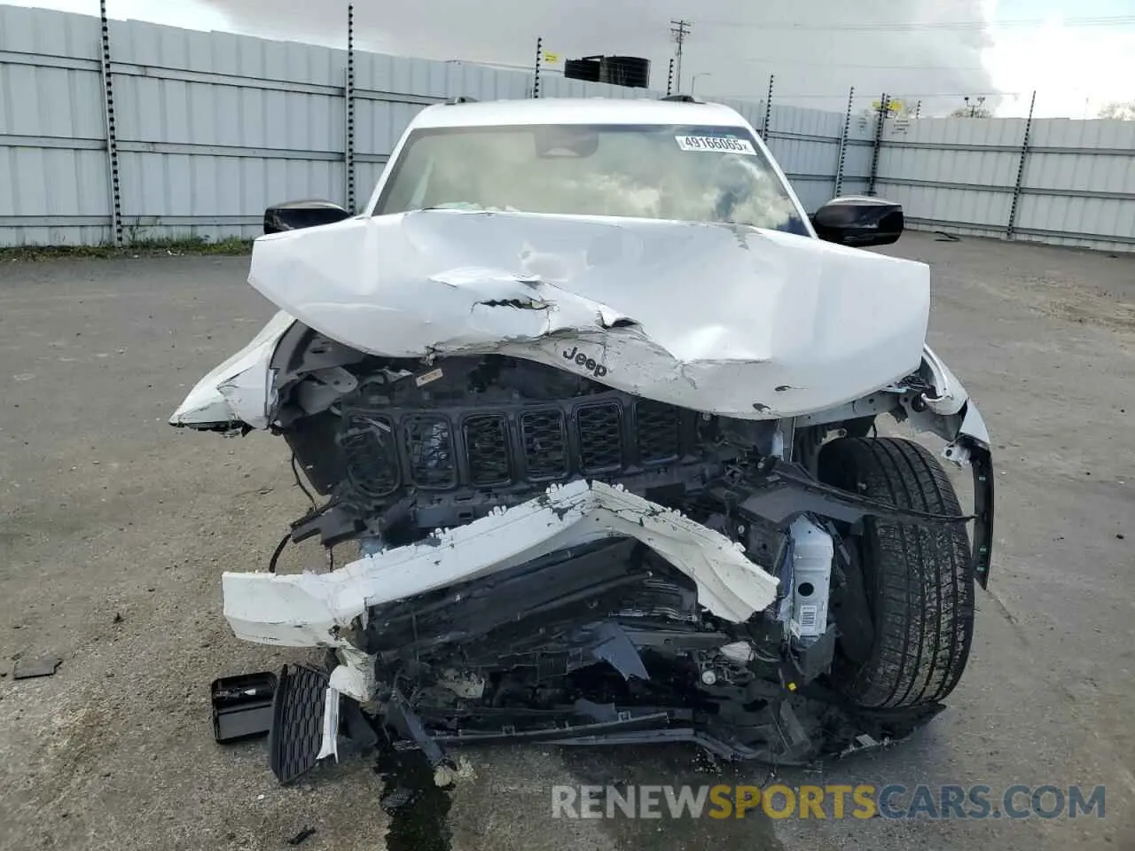 5 fotografías del automóvil dañado 1C4RJHAG2RC211081 JEEP GRAND CHER 2024
