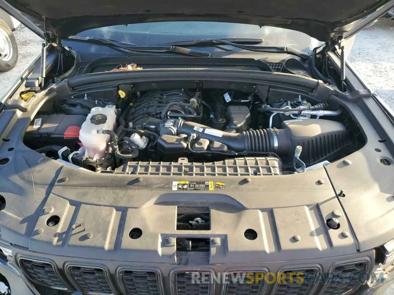 12 fotografías del automóvil dañado 1C4RJHAG2RC716215 JEEP GRAND CHER 2024