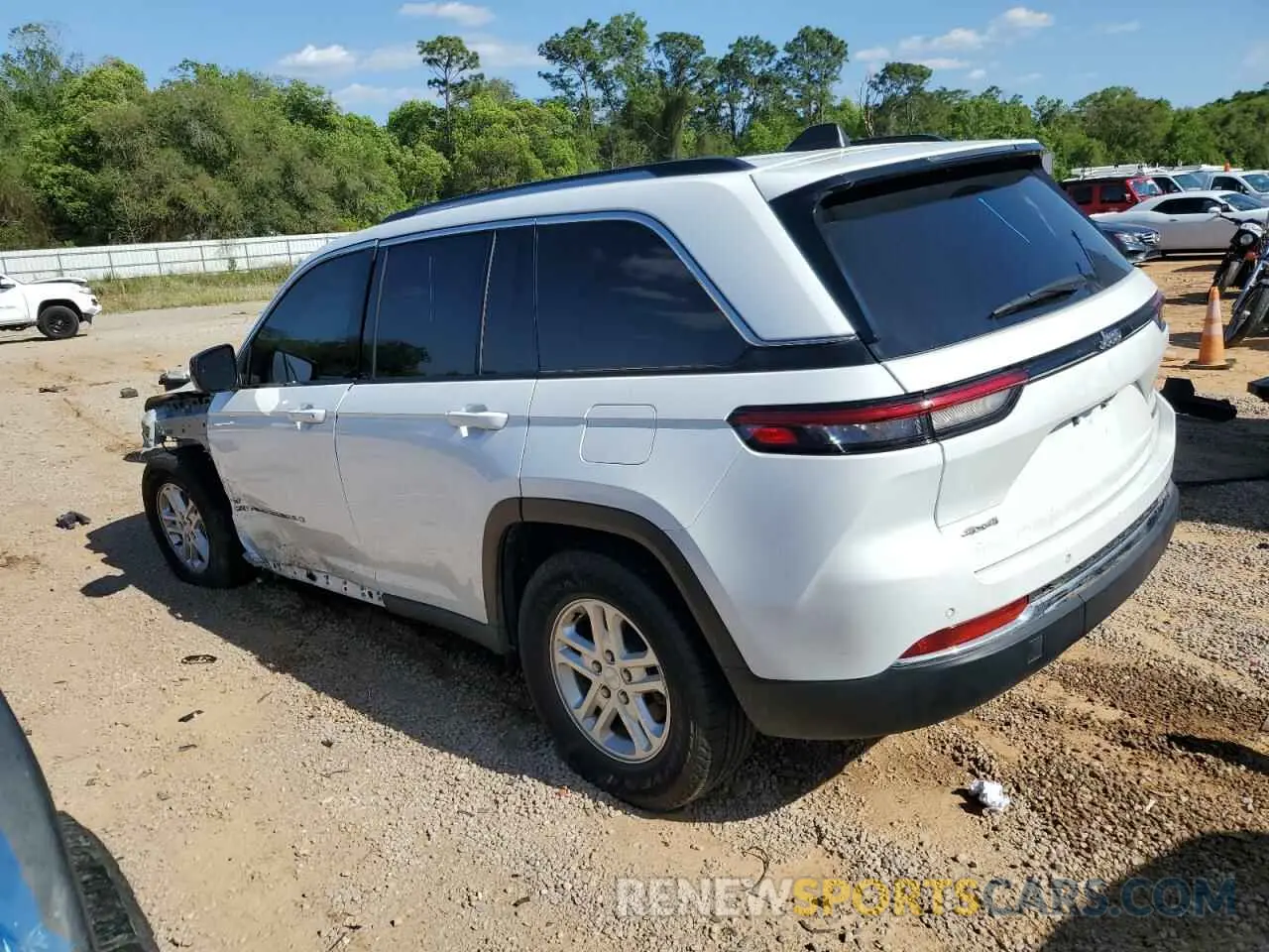 2 fotografías del automóvil dañado 1C4RJHAG4R8950875 JEEP GRAND CHER 2024