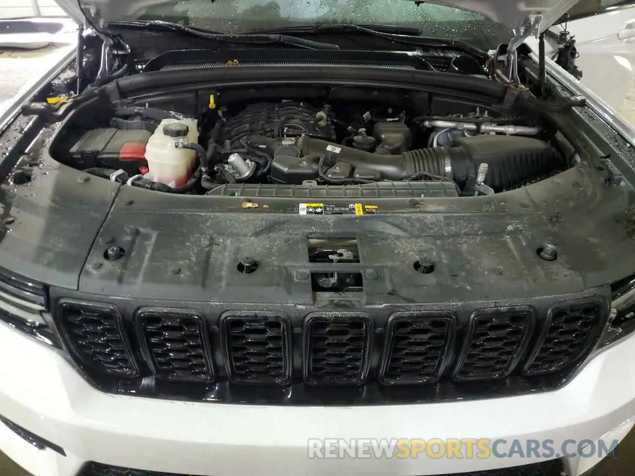 12 fotografías del automóvil dañado 1C4RJHAG5R8570363 JEEP GRAND CHER 2024