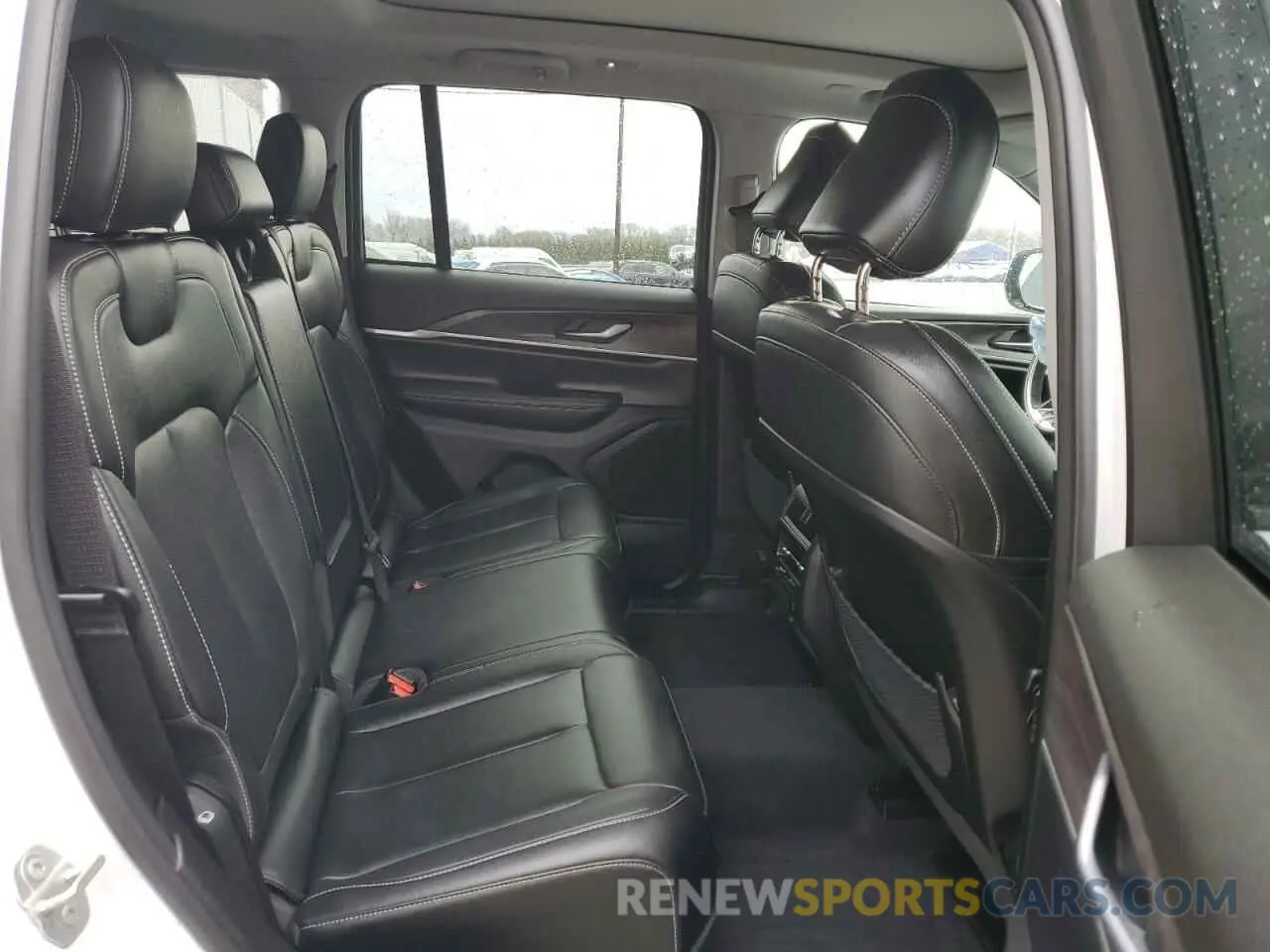 11 fotografías del automóvil dañado 1C4RJHBG7RC702096 JEEP GRAND CHER 2024