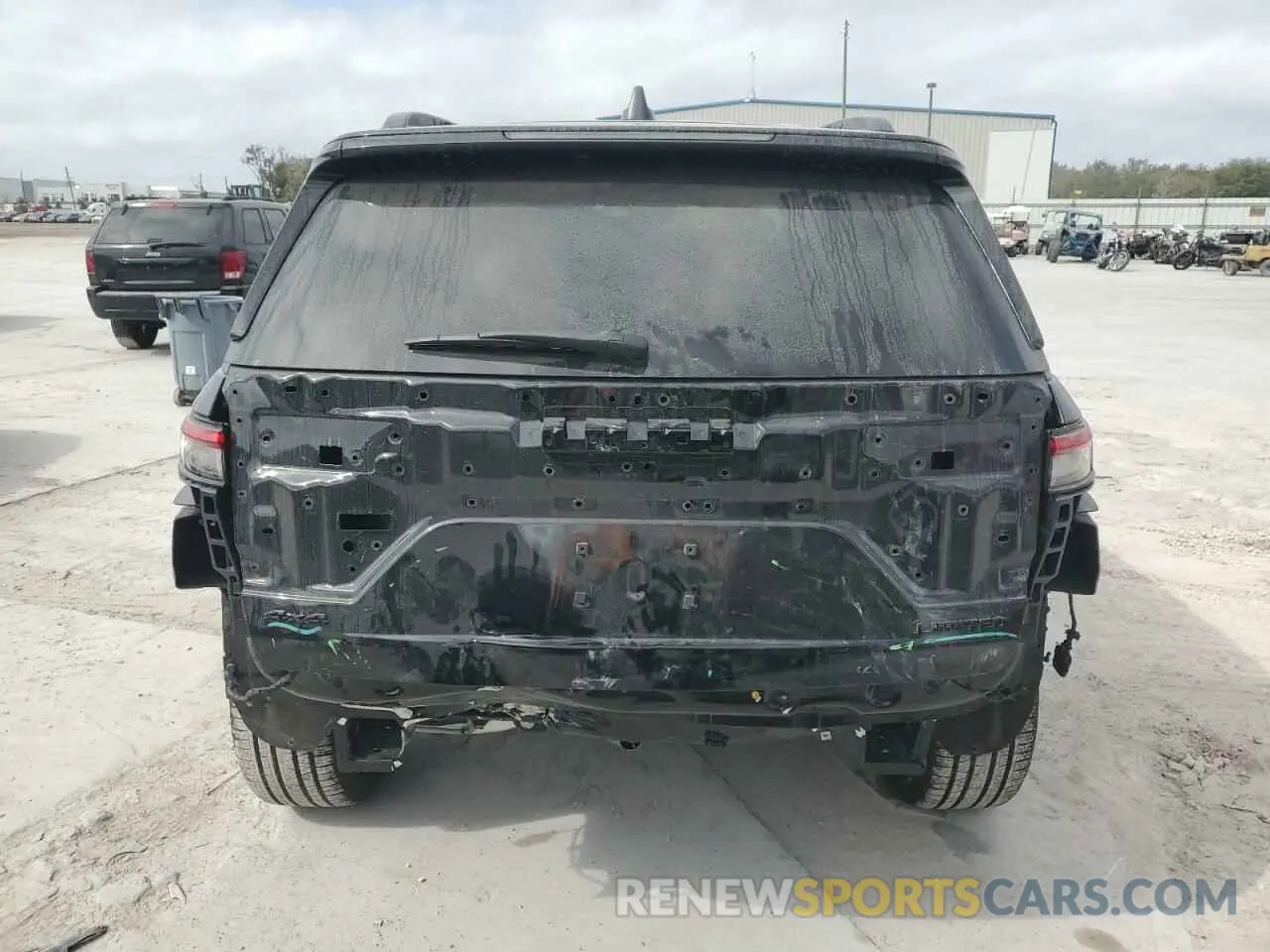 6 fotografías del automóvil dañado 1C4RJHBG9RC136426 JEEP GRAND CHER 2024