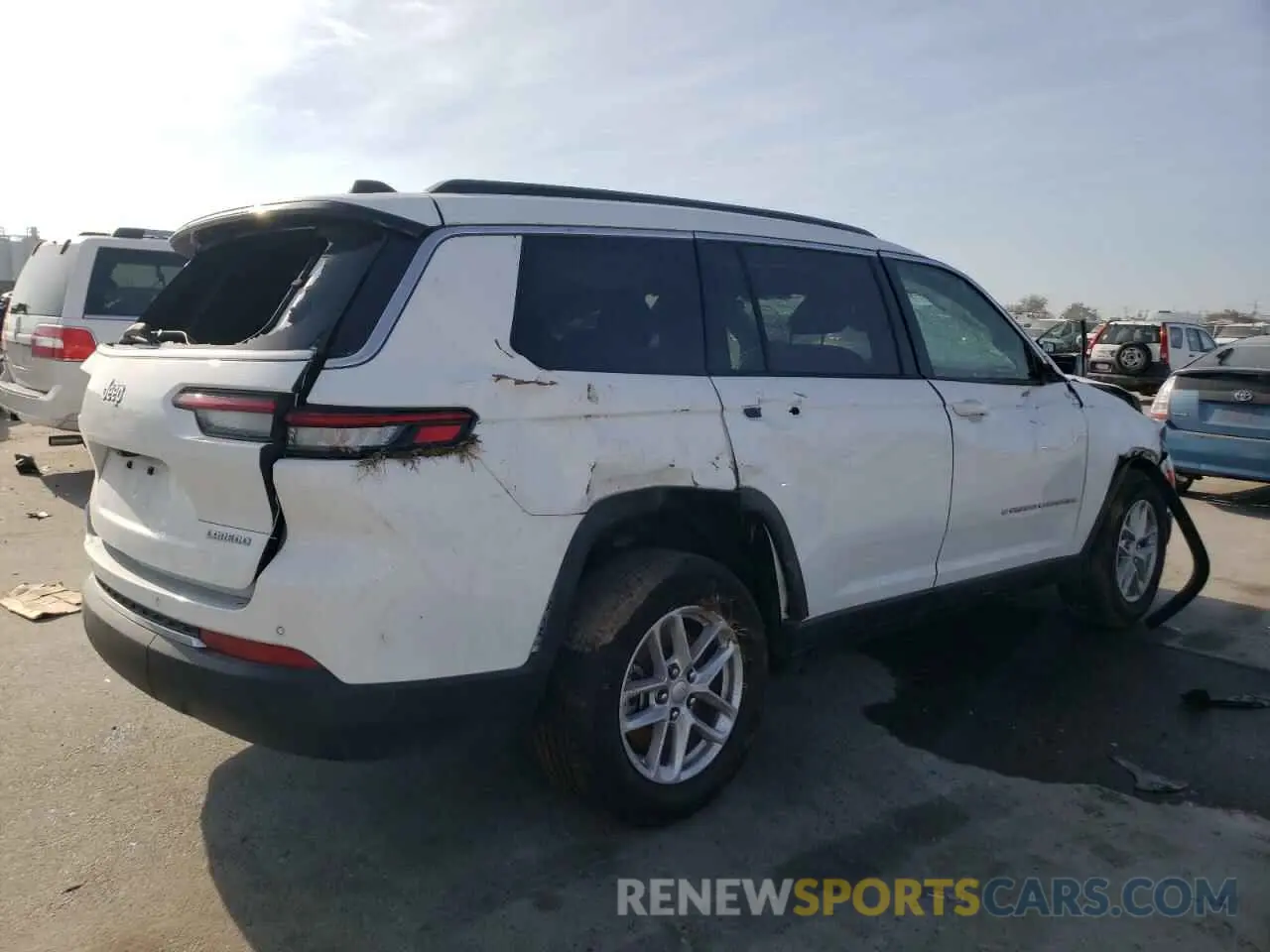 3 fotografías del automóvil dañado 1C4RJJAG1R8504481 JEEP GRAND CHER 2024