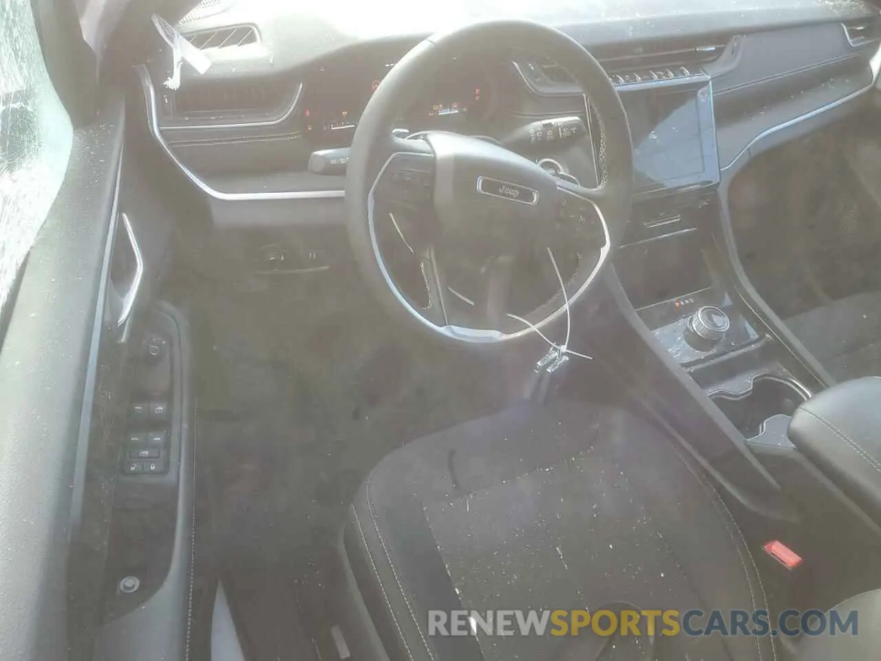 8 fotografías del automóvil dañado 1C4RJJAG1R8504481 JEEP GRAND CHER 2024