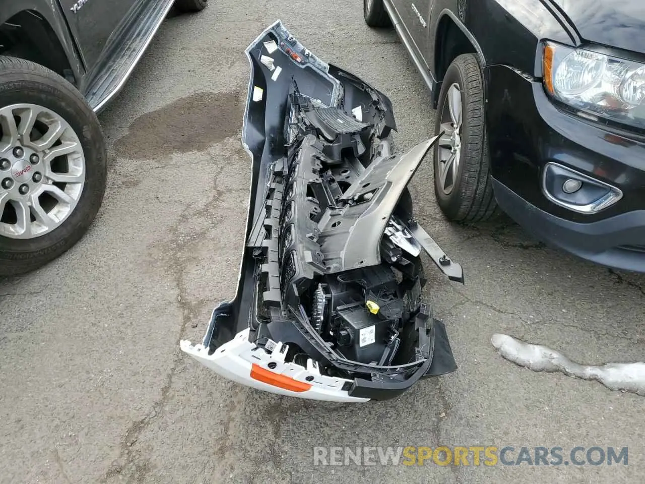 13 fotografías del automóvil dañado 1C4RJKAG0R8522718 JEEP GRAND CHER 2024