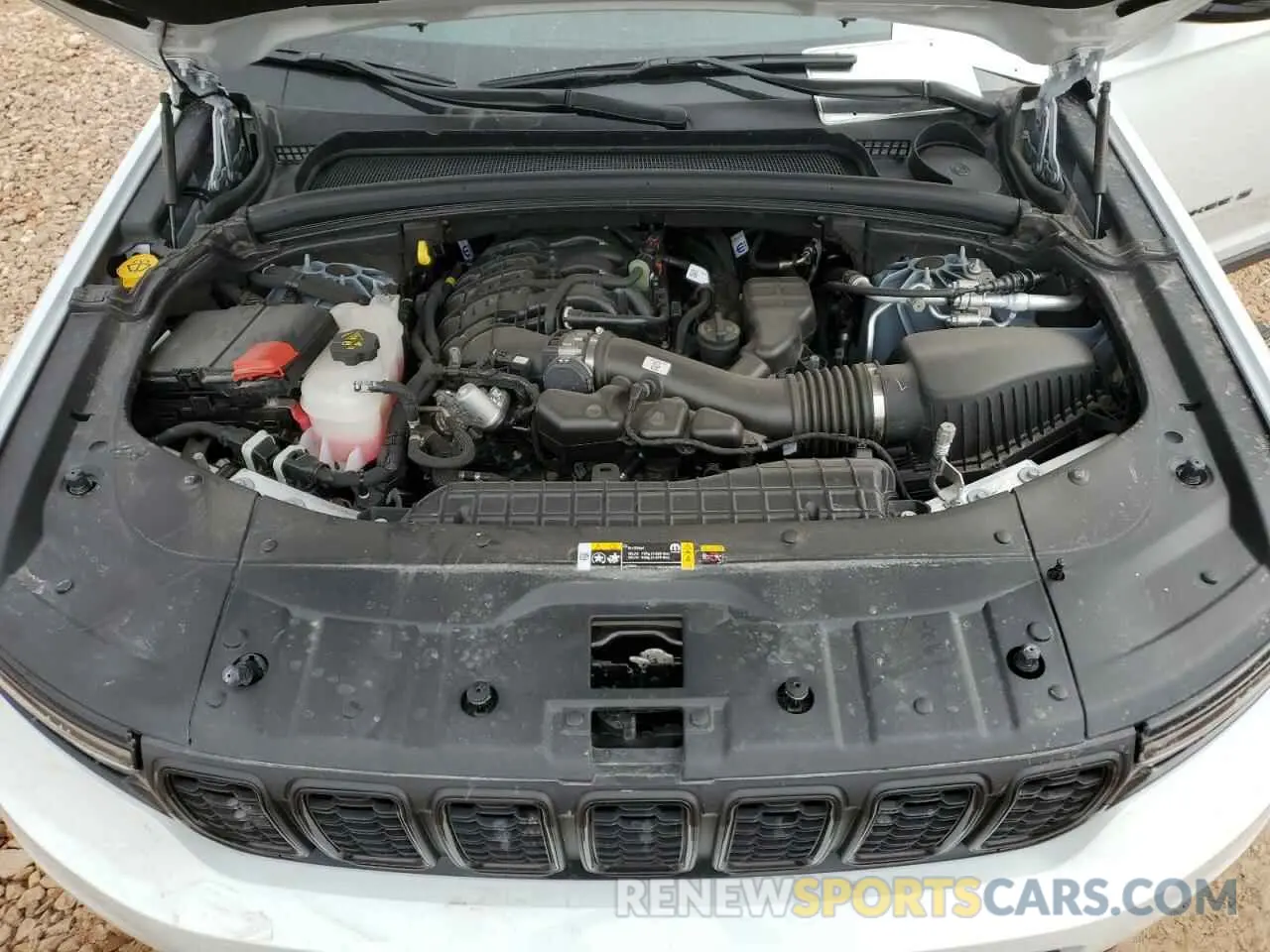 12 fotografías del automóvil dañado 1C4RJKAG2R8609472 JEEP GRAND CHER 2024