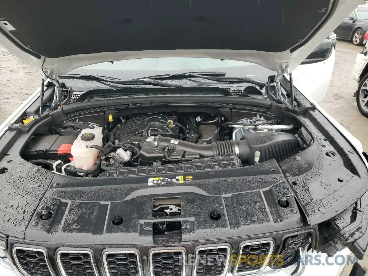 12 fotografías del automóvil dañado 1C4RJKAG2R8947048 JEEP GRAND CHER 2024