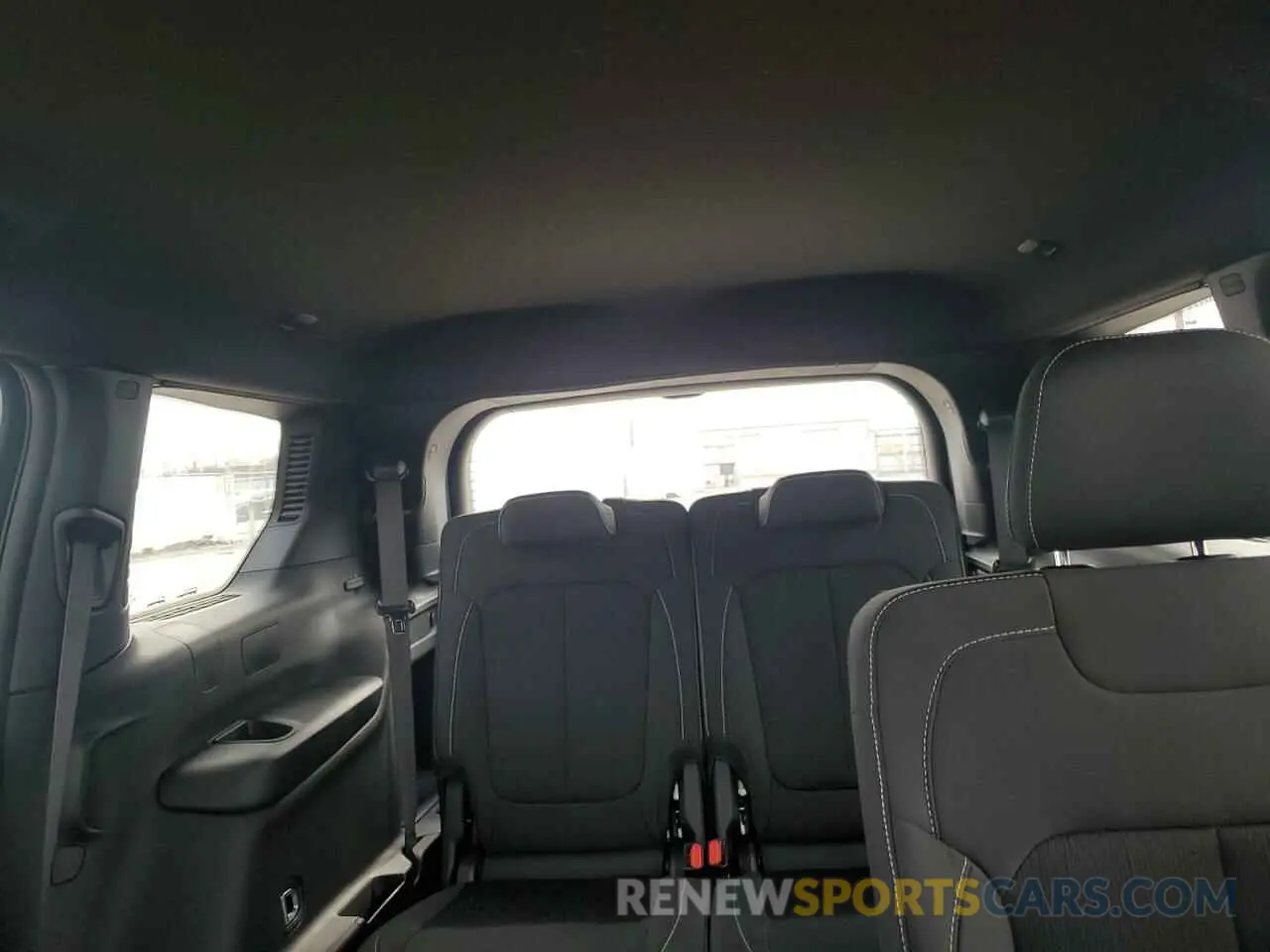 10 fotografías del automóvil dañado 1C4RJKAG7R8620399 JEEP GRAND CHER 2024