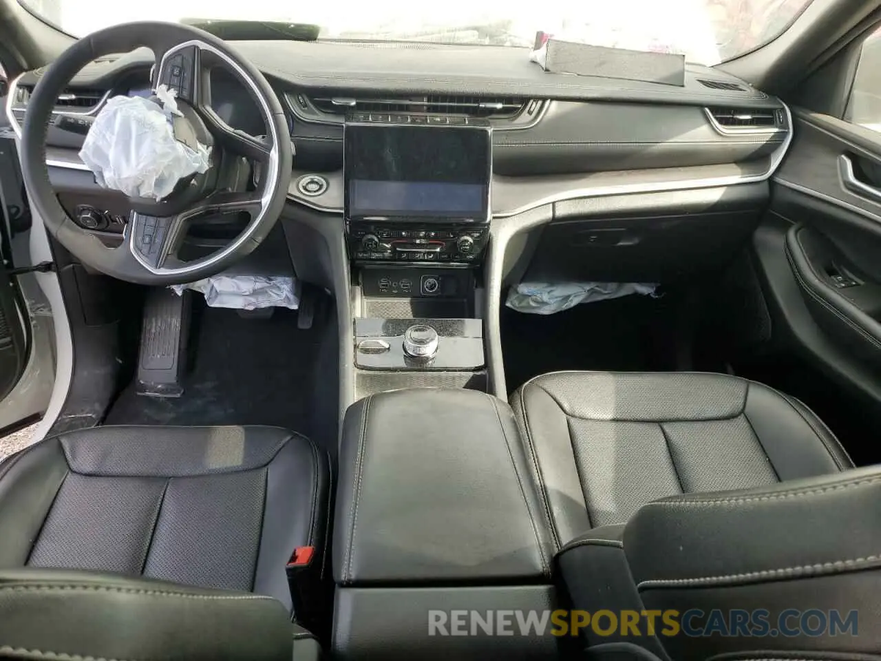 8 fotografías del automóvil dañado 1C4RJKBG1R8530020 JEEP GRAND CHER 2024