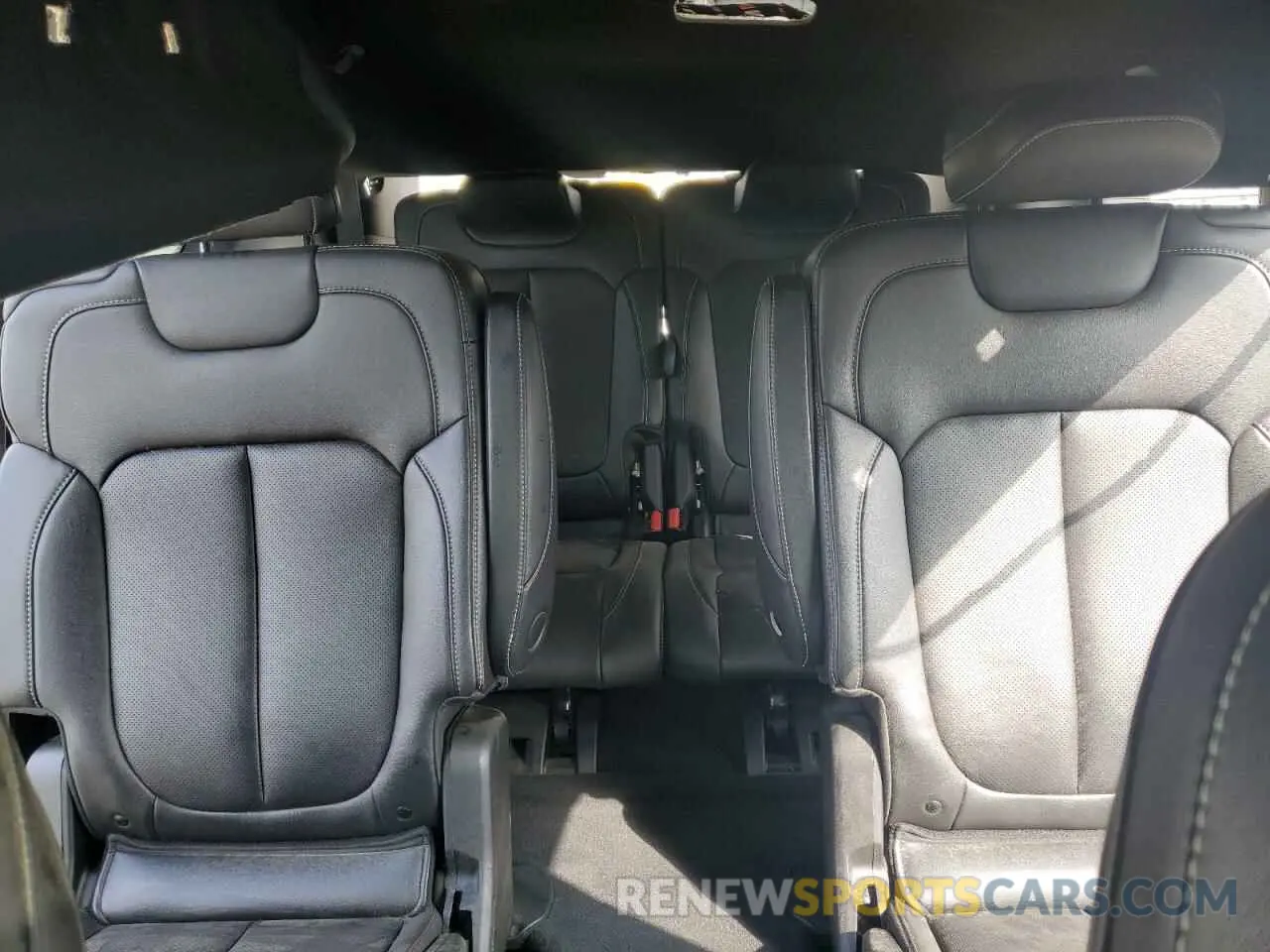 10 fotografías del automóvil dañado 1C4RJKBG1R8542605 JEEP GRAND CHER 2024