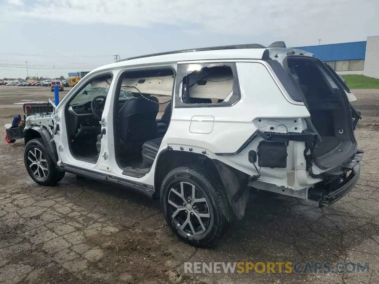 2 fotografías del automóvil dañado 1C4RJKBG1R8542605 JEEP GRAND CHER 2024