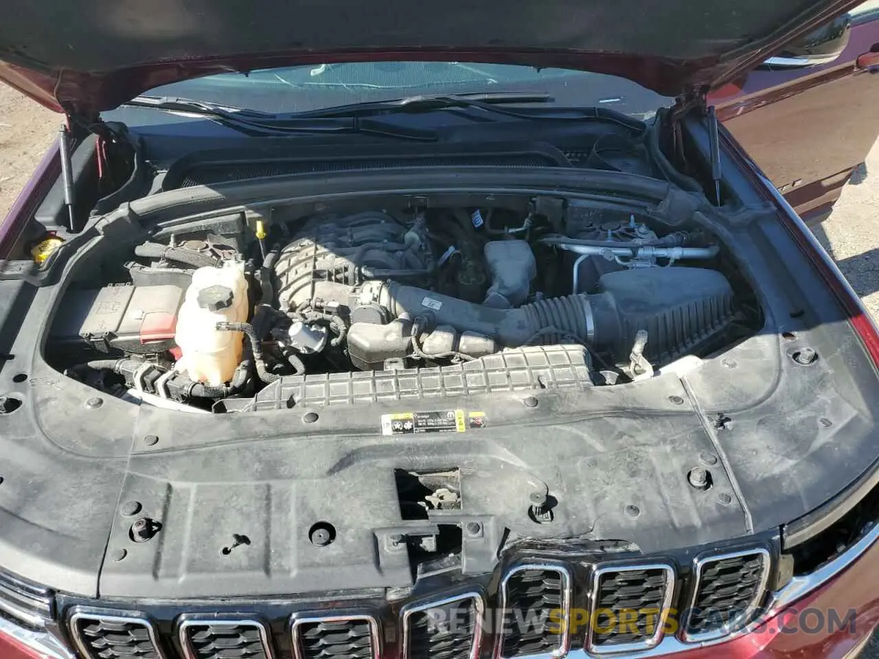 12 fotografías del automóvil dañado 1C4RJKBG3R8916325 JEEP GRAND CHER 2024