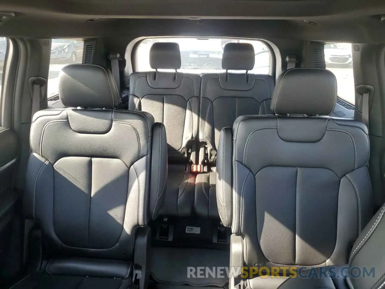 10 fotografías del automóvil dañado 1C4RJKBG6R8501368 JEEP GRAND CHER 2024