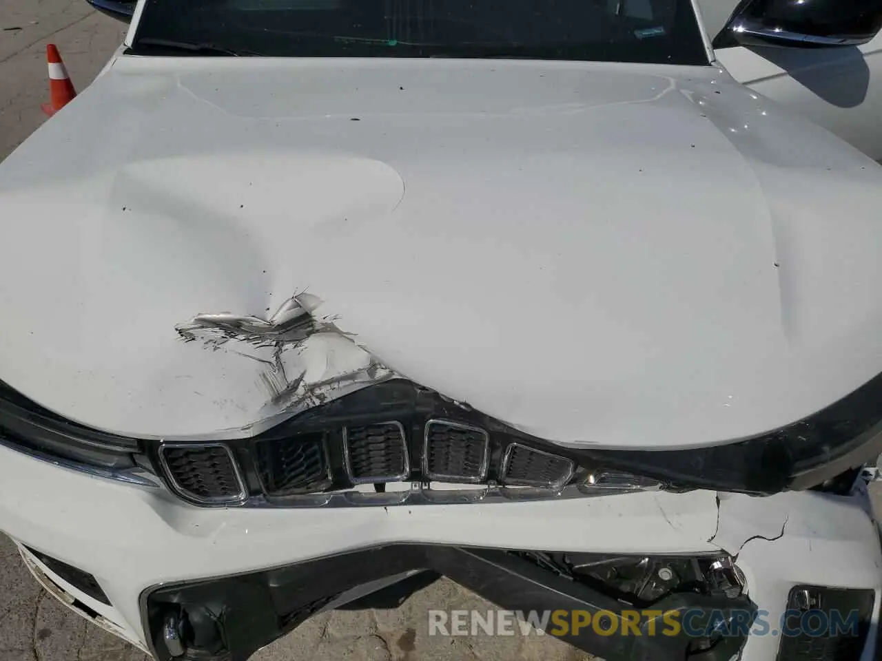 13 fotografías del automóvil dañado 1C4RJKDG1R8554556 JEEP GRAND CHER 2024