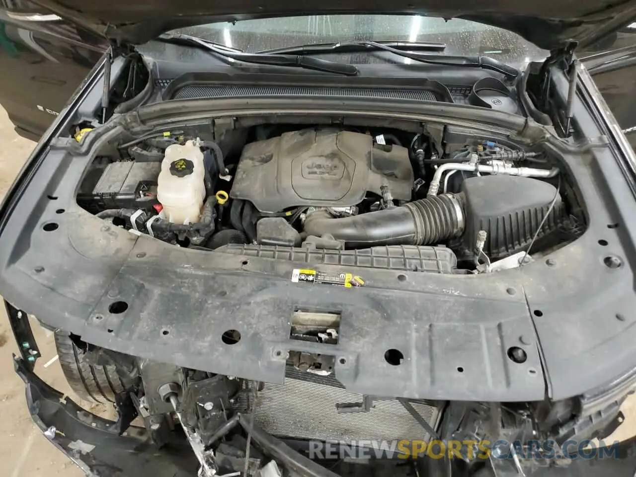 14 fotografías del automóvil dañado 1C4RJKDT9R8502489 JEEP GRAND CHER 2024