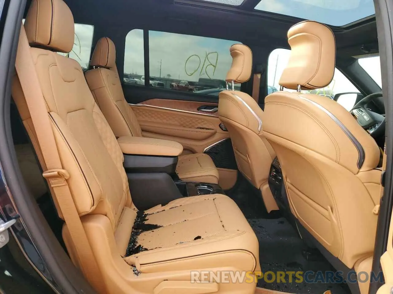 12 fotografías del automóvil dañado 1C4RJKEG2R8554595 JEEP GRAND CHER 2024