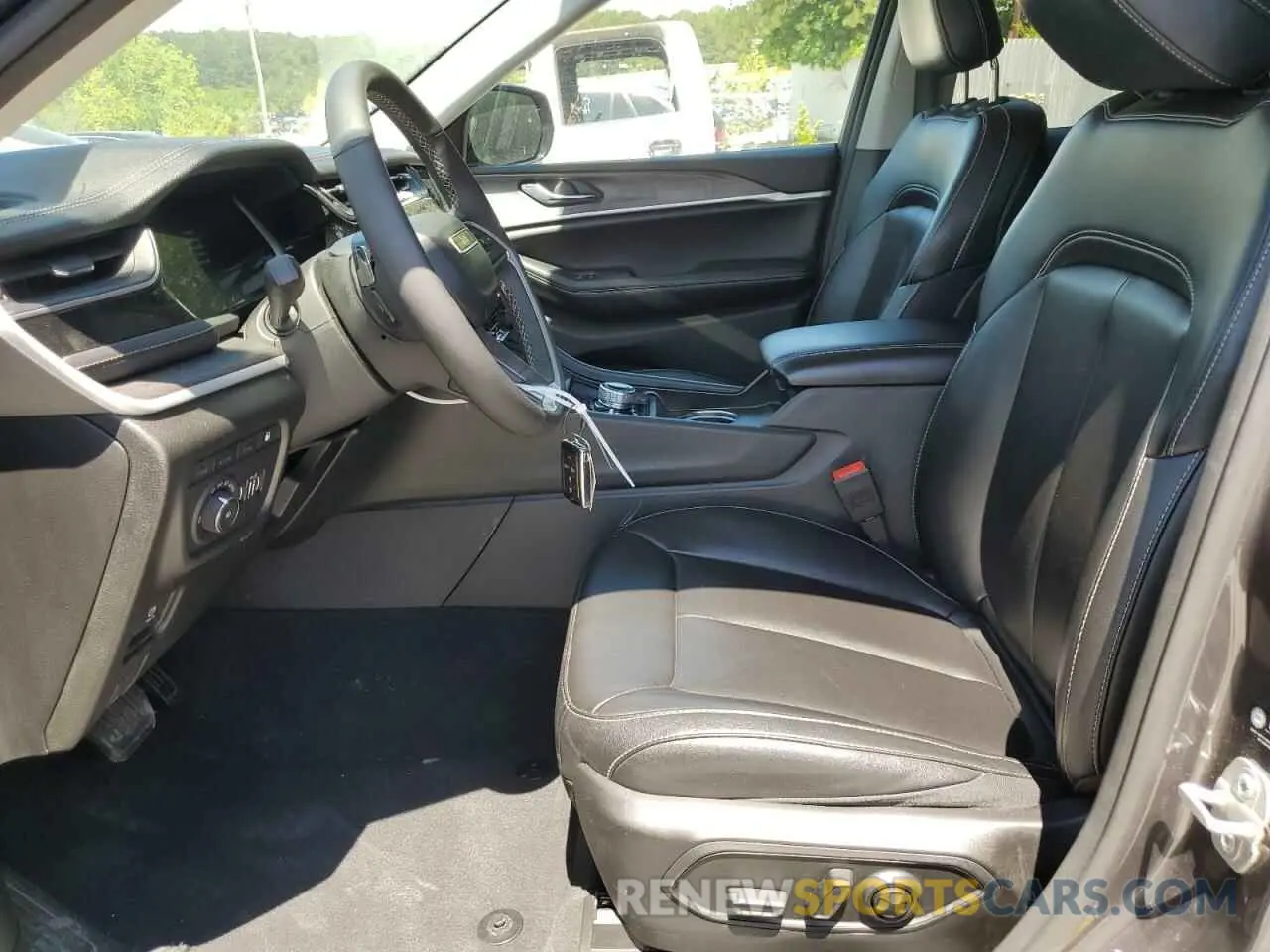 7 fotografías del automóvil dañado 1C4RJYB60RC721211 JEEP GRAND CHER 2024