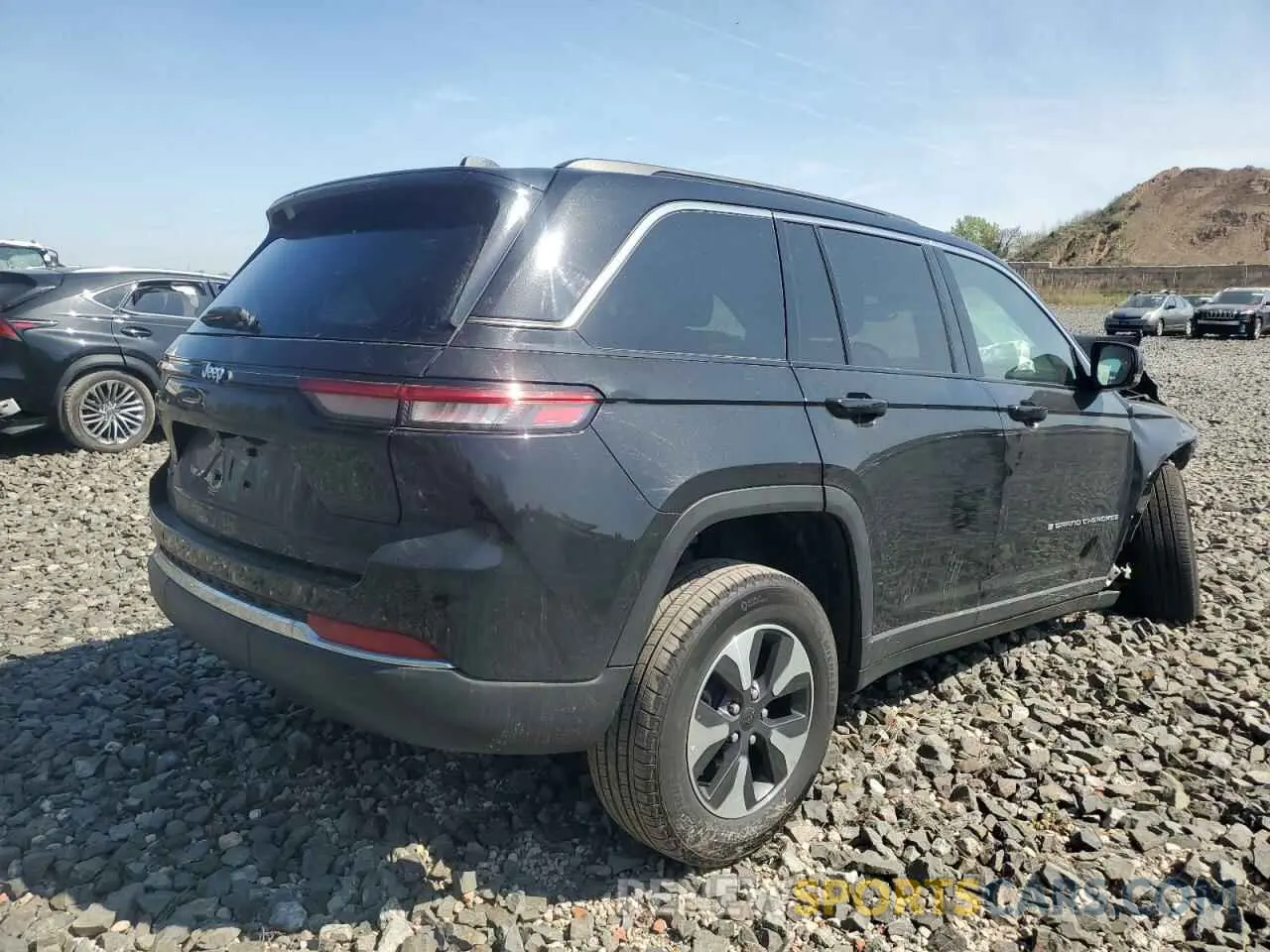3 fotografías del automóvil dañado 1C4RJYB62R8541876 JEEP GRAND CHER 2024