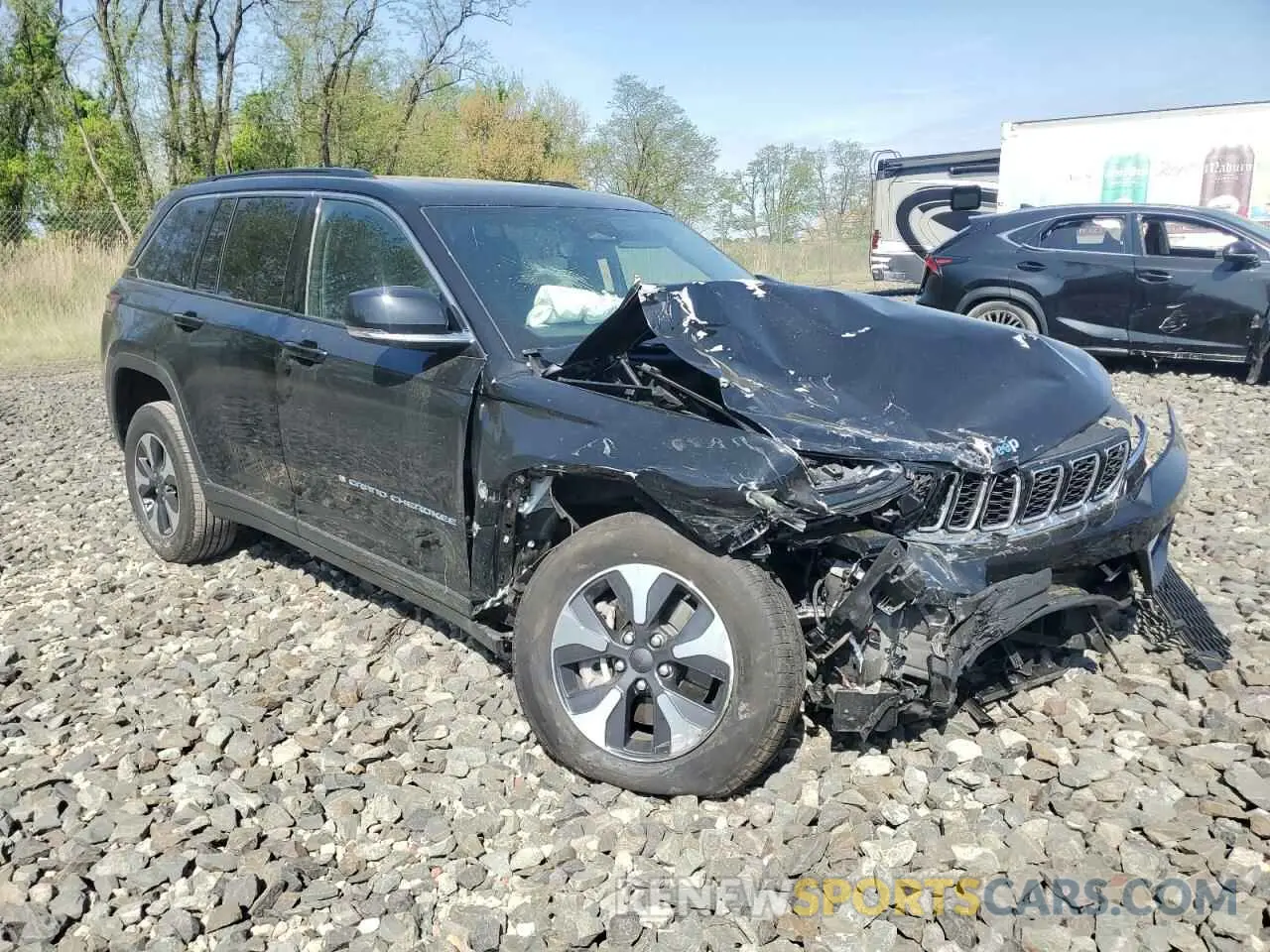 4 fotografías del automóvil dañado 1C4RJYB62R8541876 JEEP GRAND CHER 2024