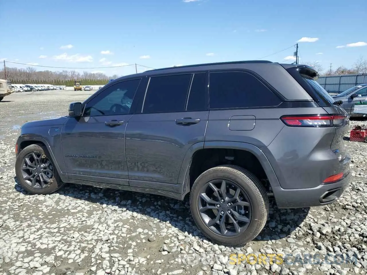 2 fotografías del automóvil dañado 1C4RJYB62R8956745 JEEP GRAND CHER 2024