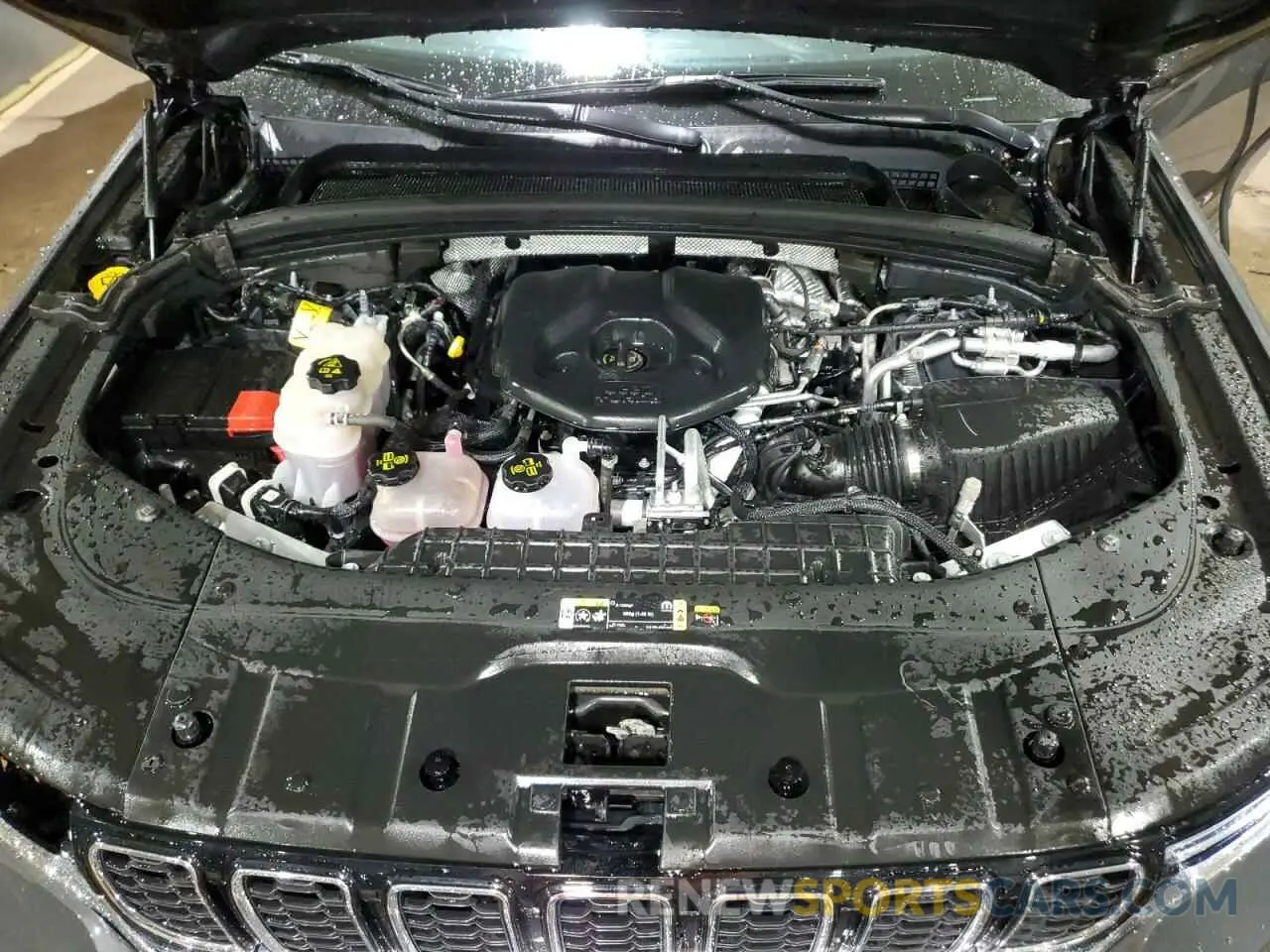 12 fotografías del automóvil dañado 1C4RJYB64R8566794 JEEP GRAND CHER 2024
