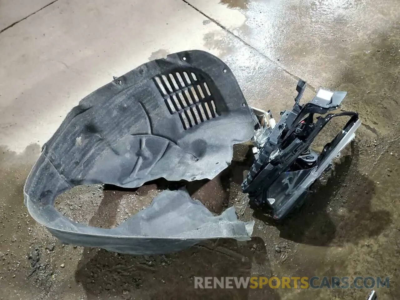 13 fotografías del automóvil dañado 1C4RJYB64R8566794 JEEP GRAND CHER 2024