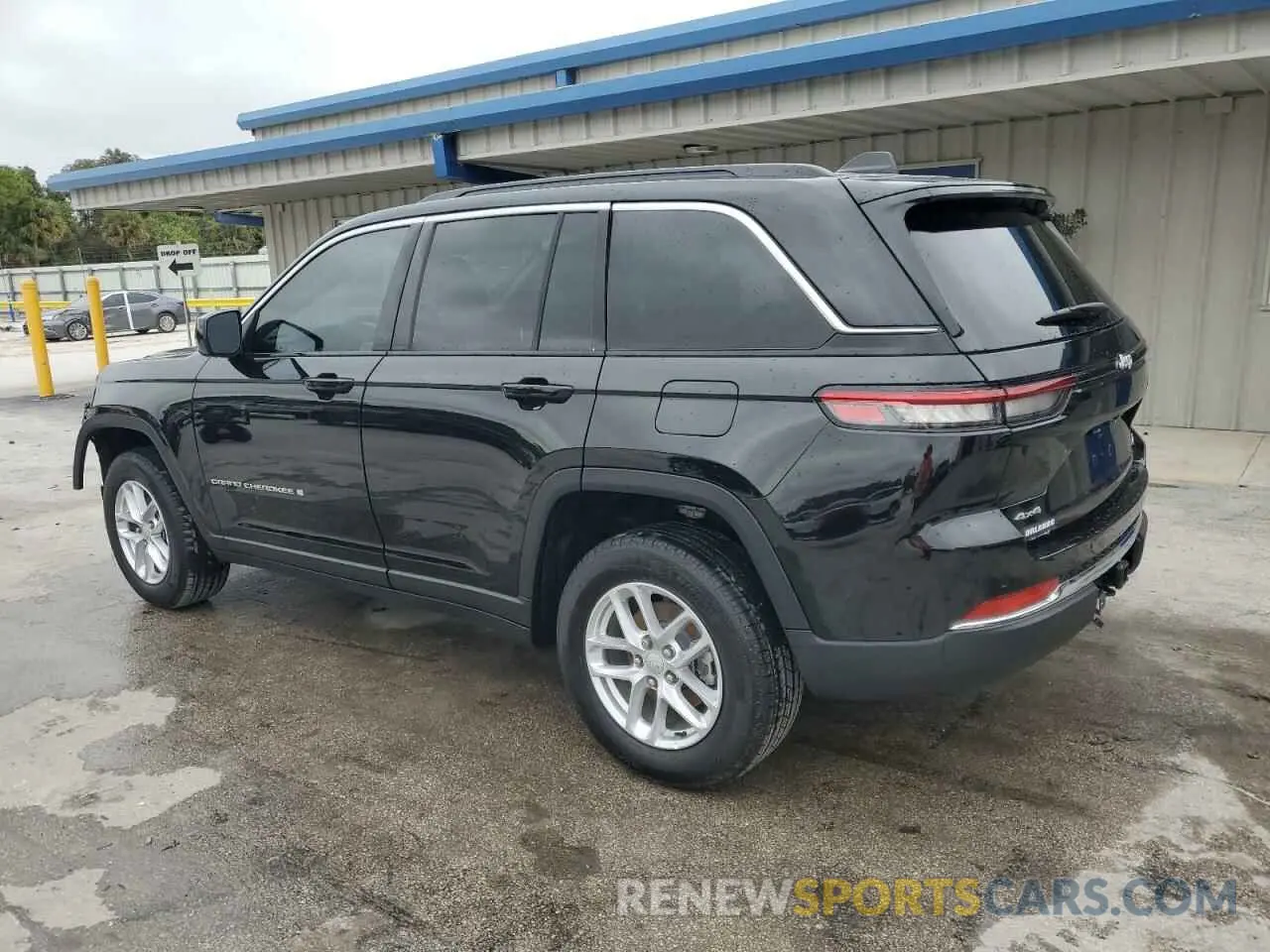 2 fotografías del automóvil dañado 1C4RJHAG1SC278728 JEEP GRAND CHER 2025