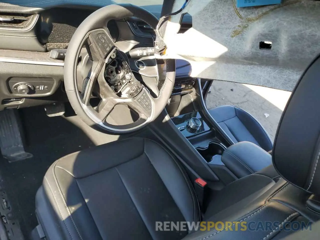 8 fotografías del automóvil dañado 1C4RJHBG4SC294730 JEEP GRAND CHER 2025