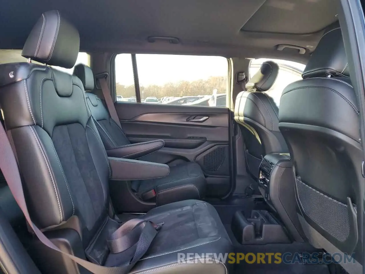 11 fotografías del automóvil dañado 1C4RJJAG2S8631696 JEEP GRAND CHER 2025