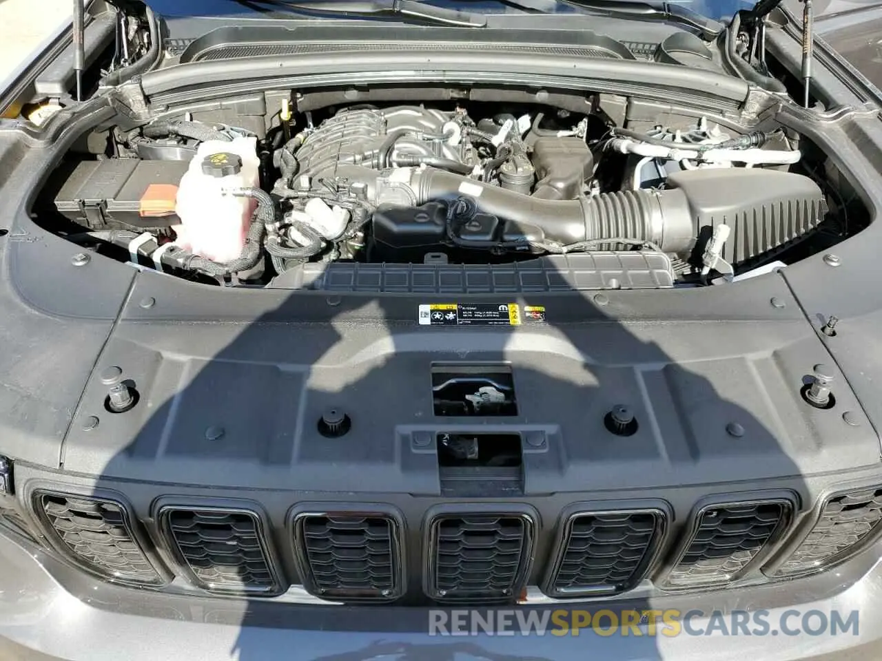 12 fotografías del automóvil dañado 1C4RJKAG0S8659115 JEEP GRAND CHER 2025
