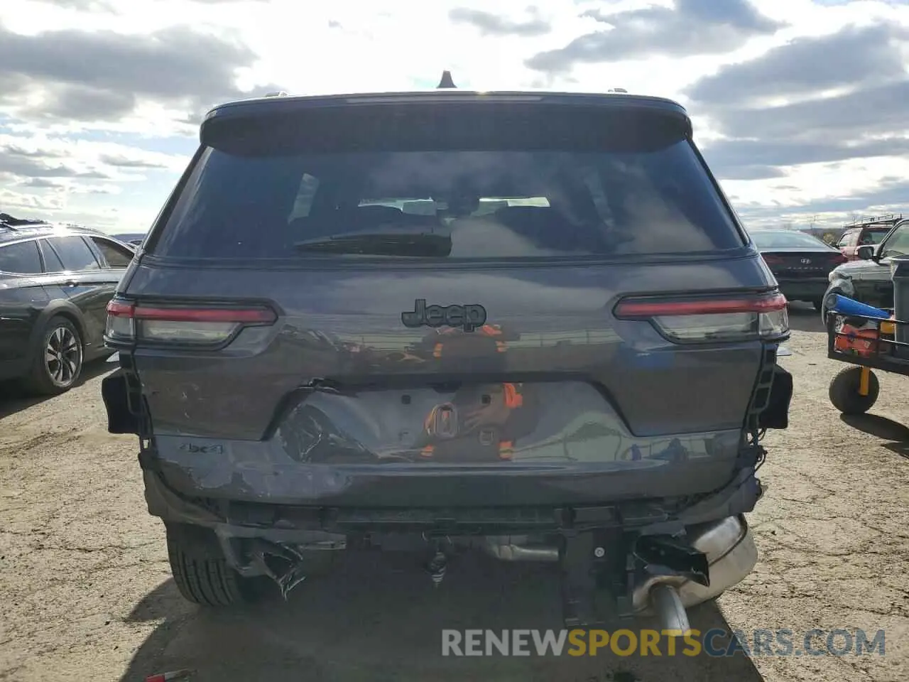 6 fotografías del automóvil dañado 1C4RJKAG0S8659115 JEEP GRAND CHER 2025