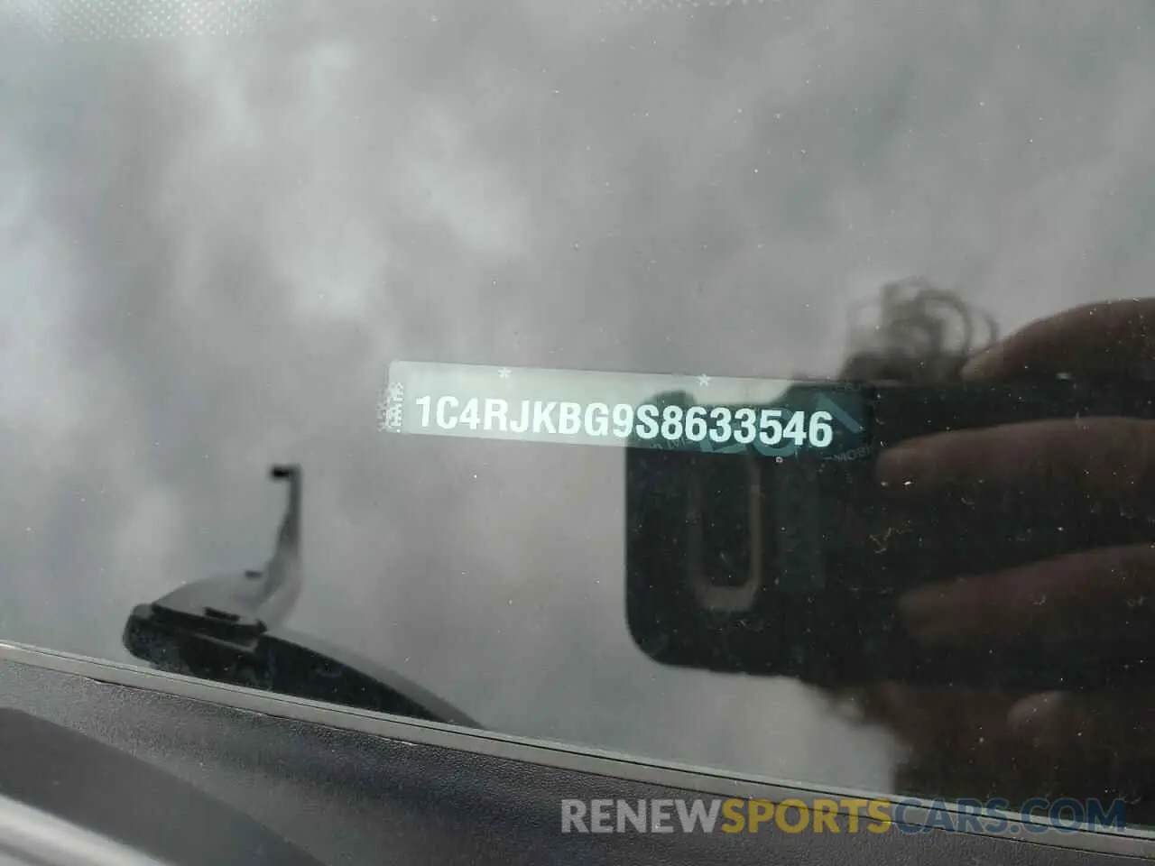 13 fotografías del automóvil dañado 1C4RJKBG9S8633546 JEEP GRAND CHER 2025