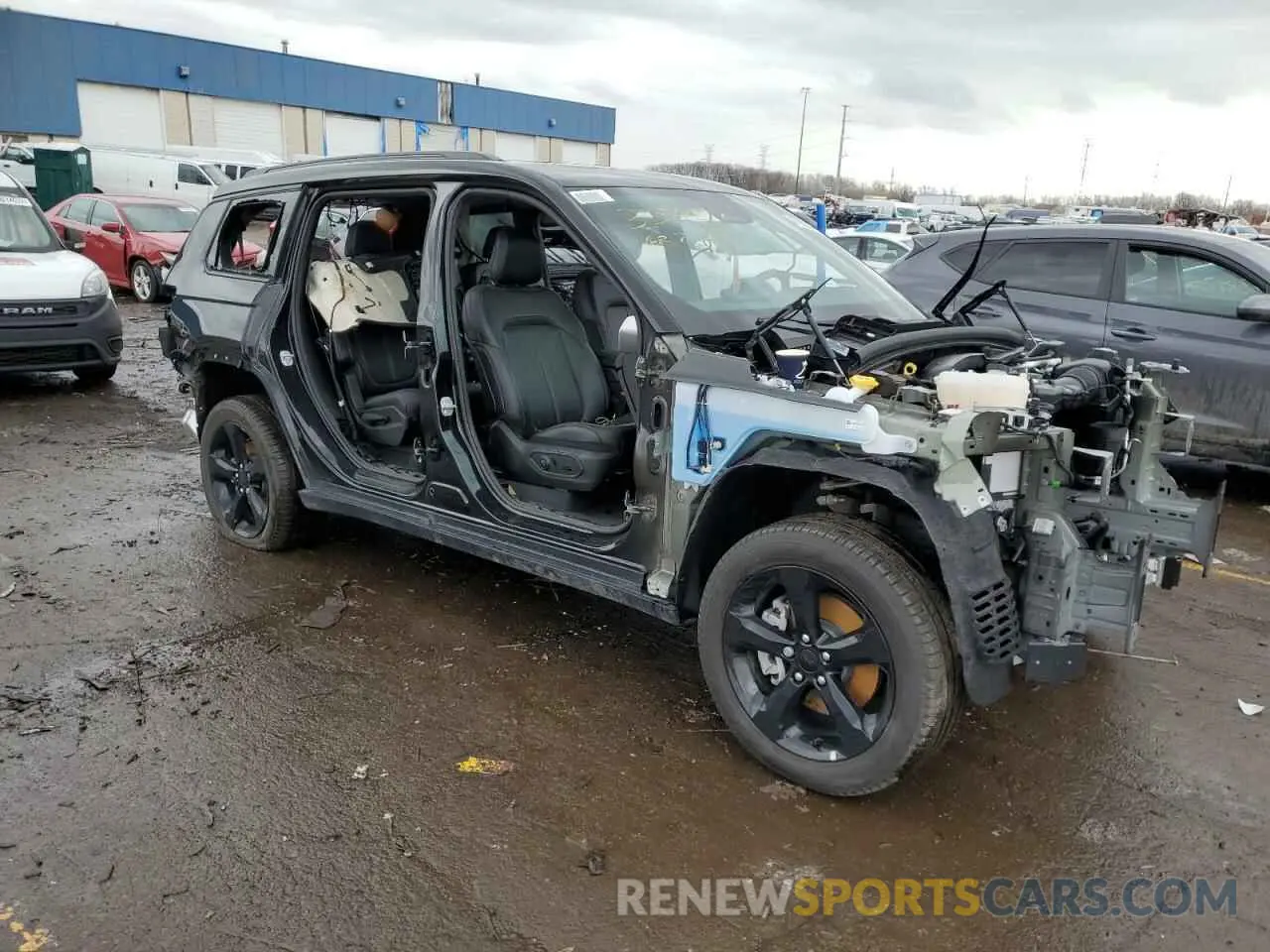 4 fotografías del automóvil dañado 1C4RJKBG9S8633546 JEEP GRAND CHER 2025