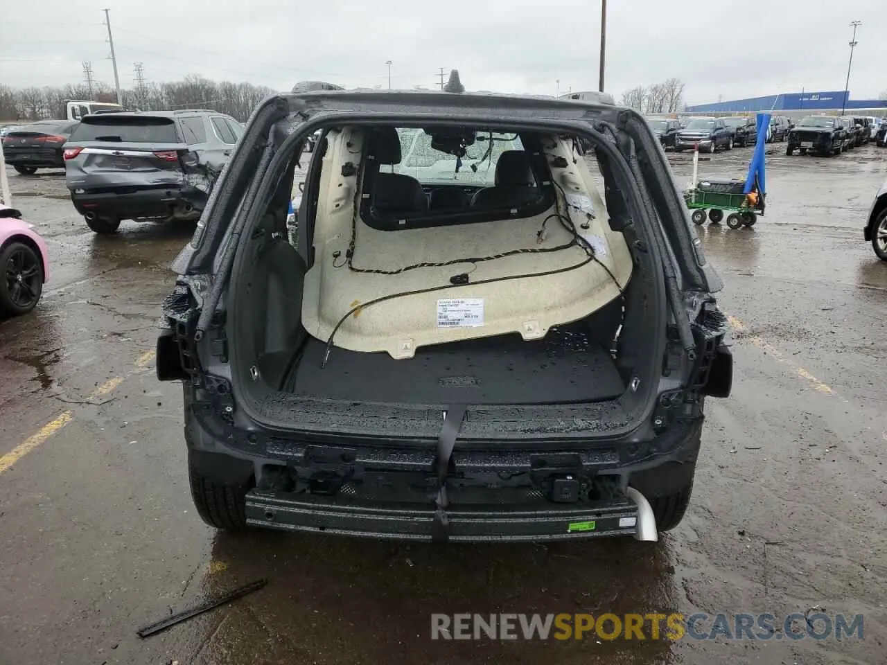 6 fotografías del automóvil dañado 1C4RJYB67S8664191 JEEP GRAND CHER 2025