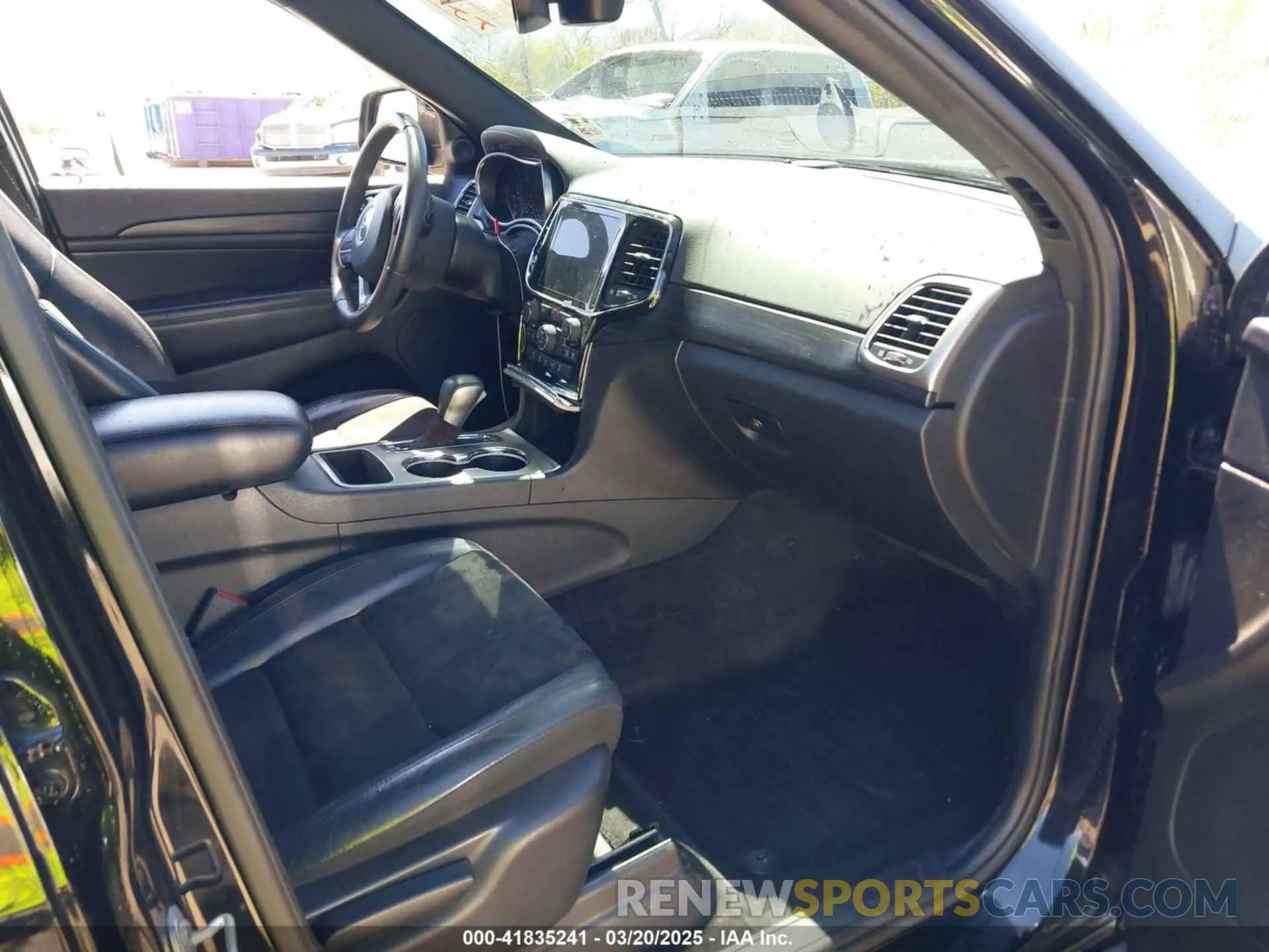 5 fotografías del automóvil dañado 1C4RJEAG0KC581112 JEEP GRAND CHEROKEE 2019
