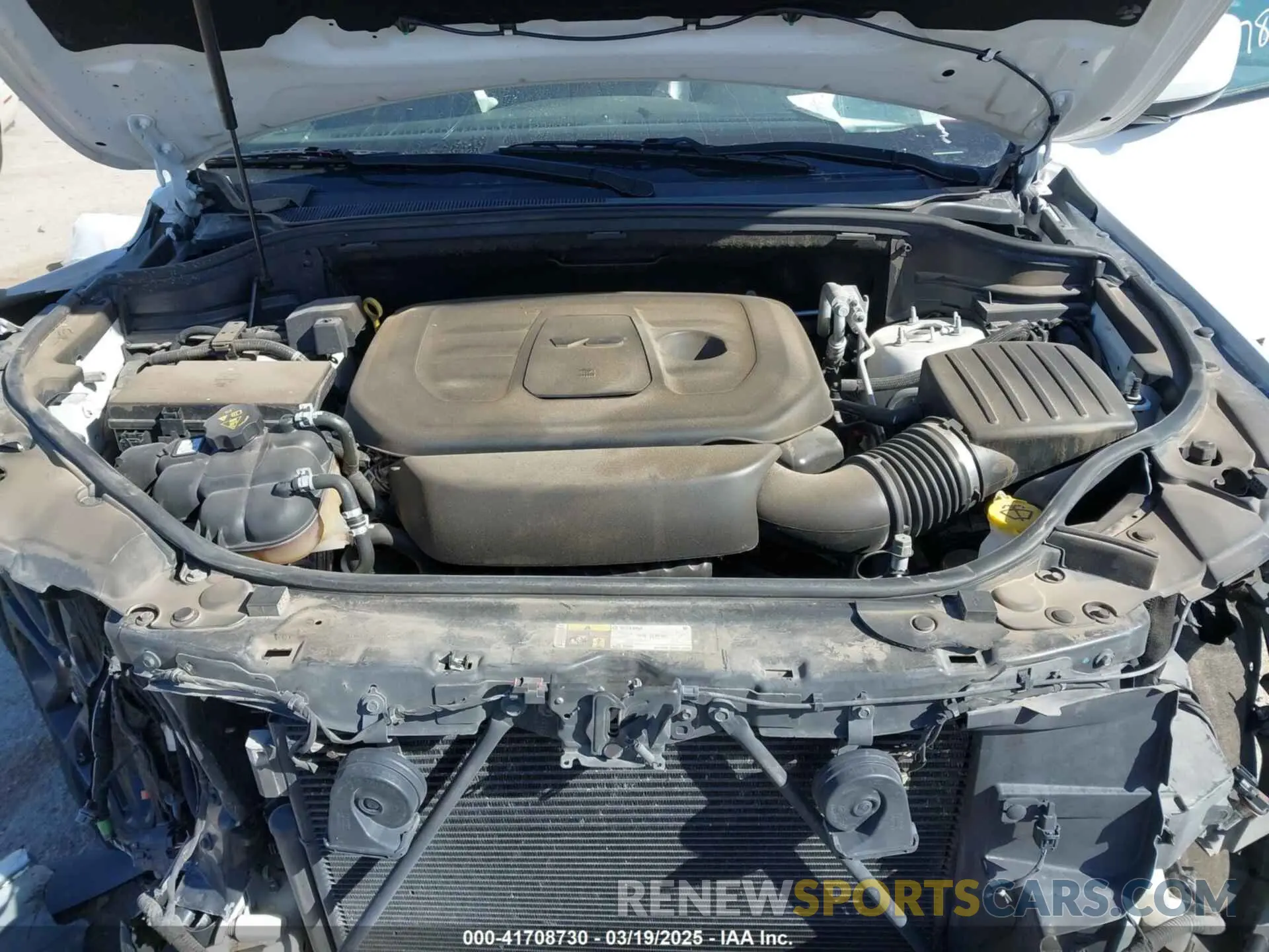 10 fotografías del automóvil dañado 1C4RJEAG5KC819682 JEEP GRAND CHEROKEE 2019