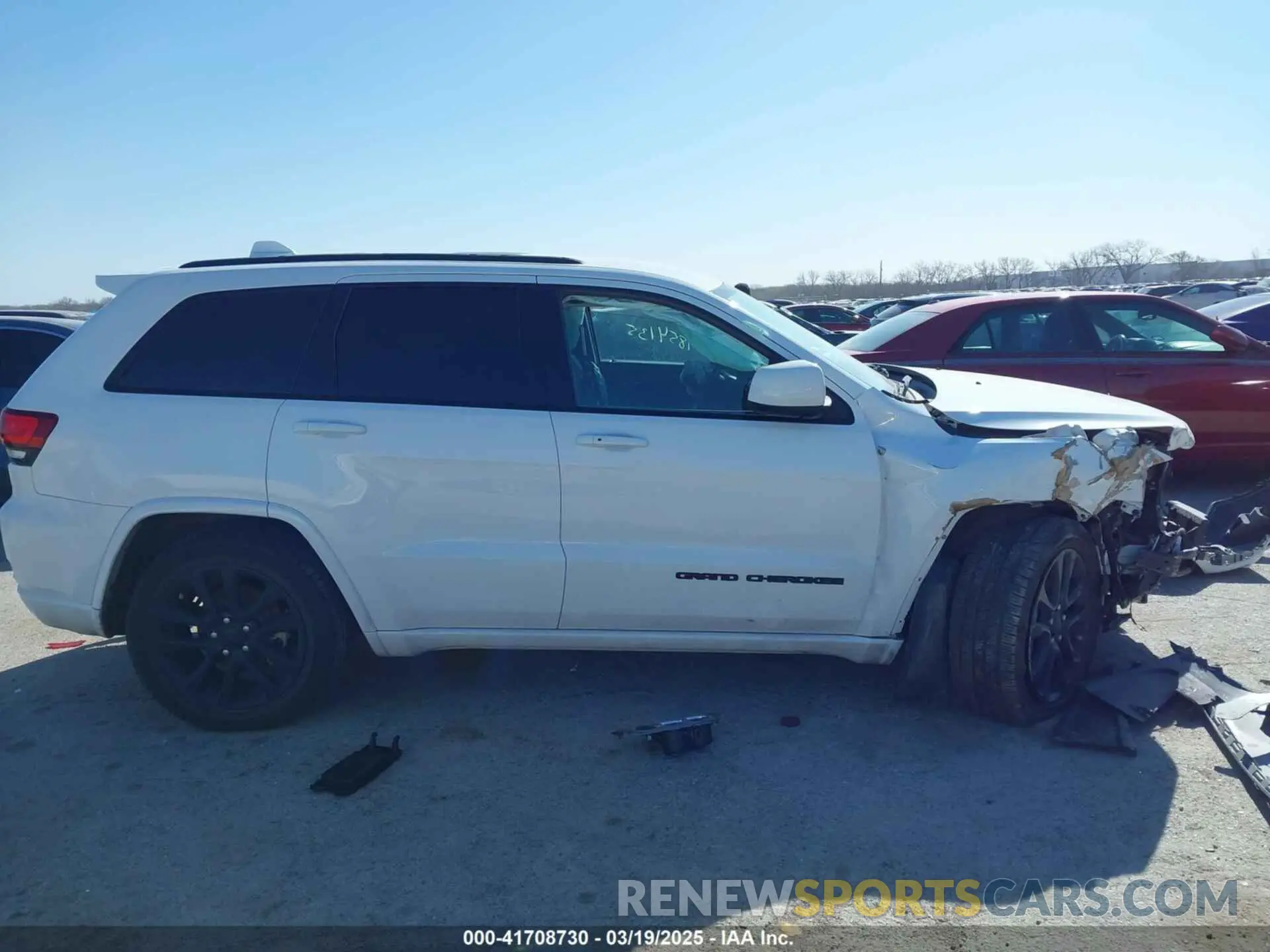 13 fotografías del automóvil dañado 1C4RJEAG5KC819682 JEEP GRAND CHEROKEE 2019