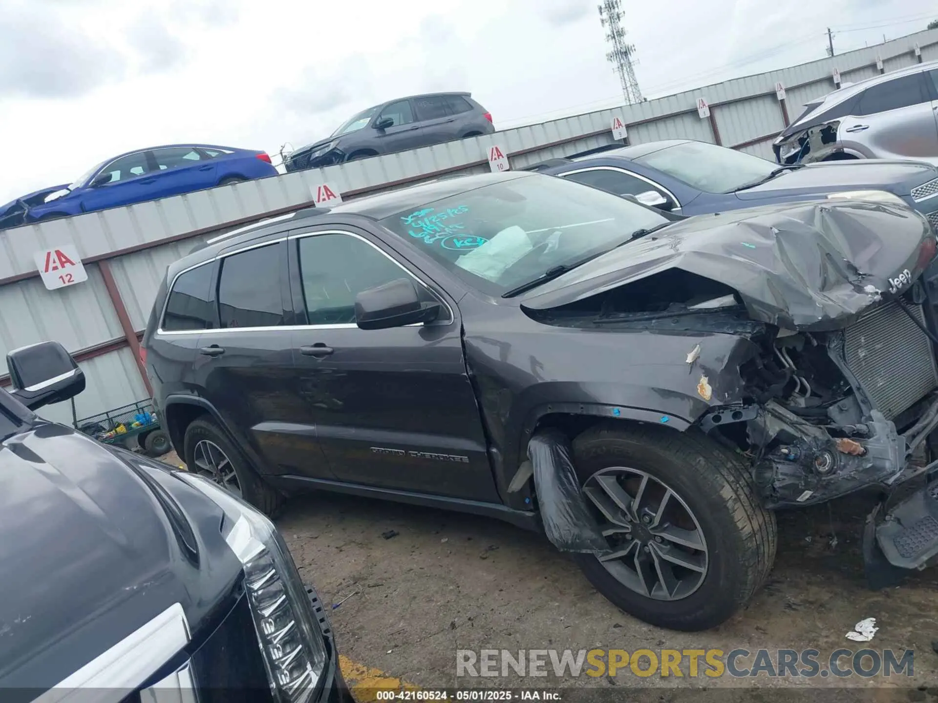 12 fotografías del automóvil dañado 1C4RJEAG7KC556191 JEEP GRAND CHEROKEE 2019