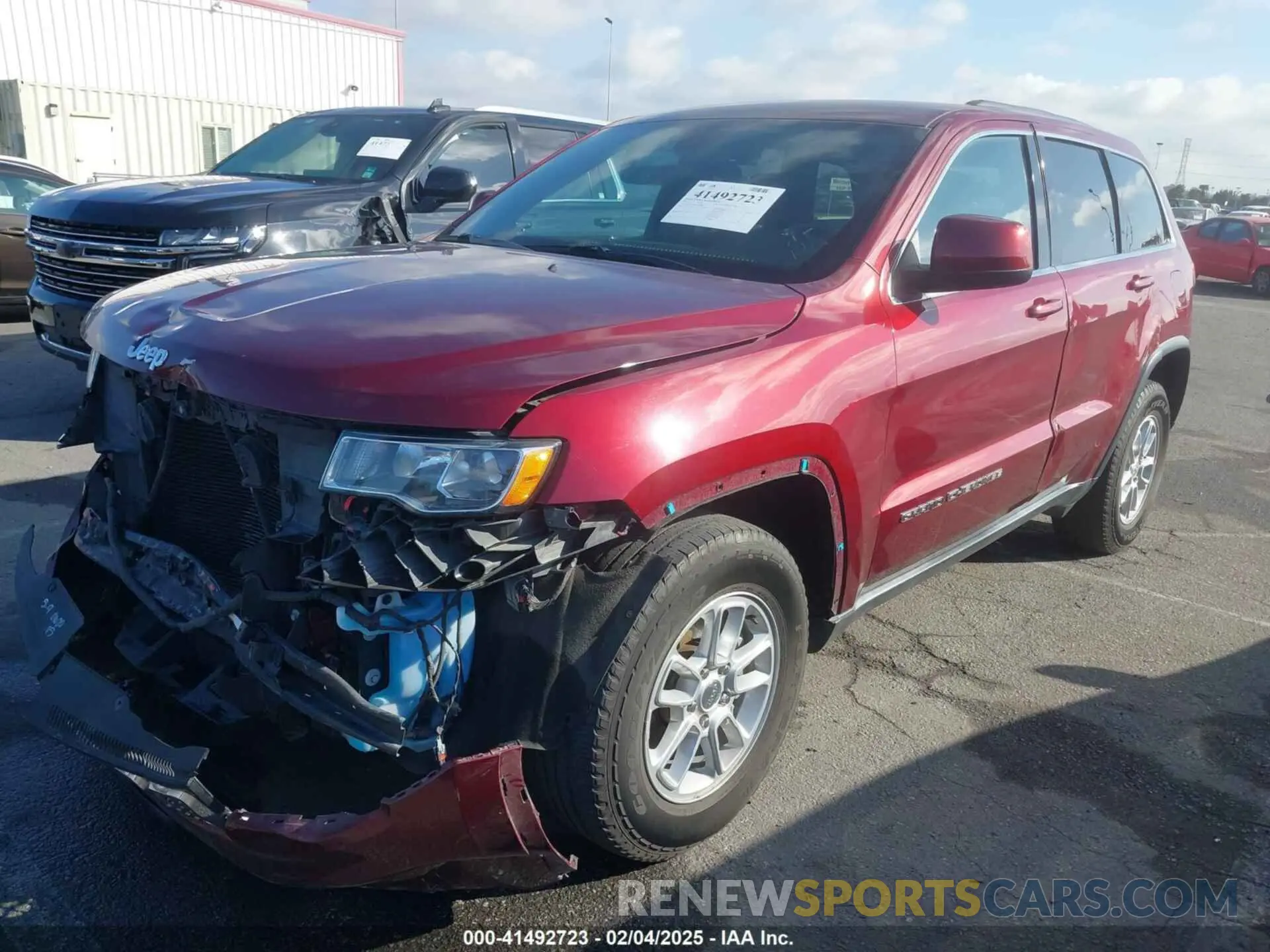 2 fotografías del automóvil dañado 1C4RJEAG9KC681063 JEEP GRAND CHEROKEE 2019
