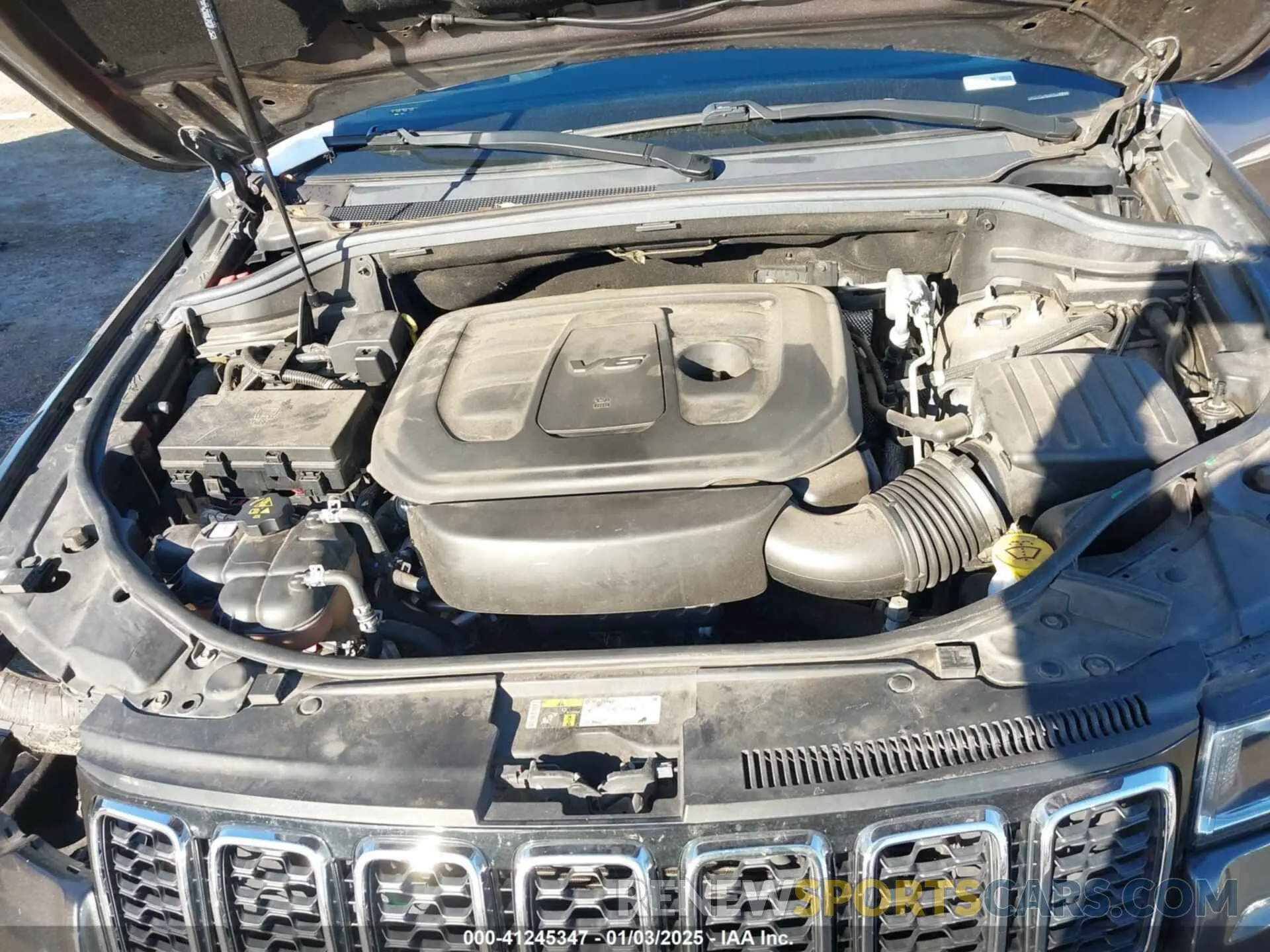 10 fotografías del automóvil dañado 1C4RJEBG0KC857352 JEEP GRAND CHEROKEE 2019