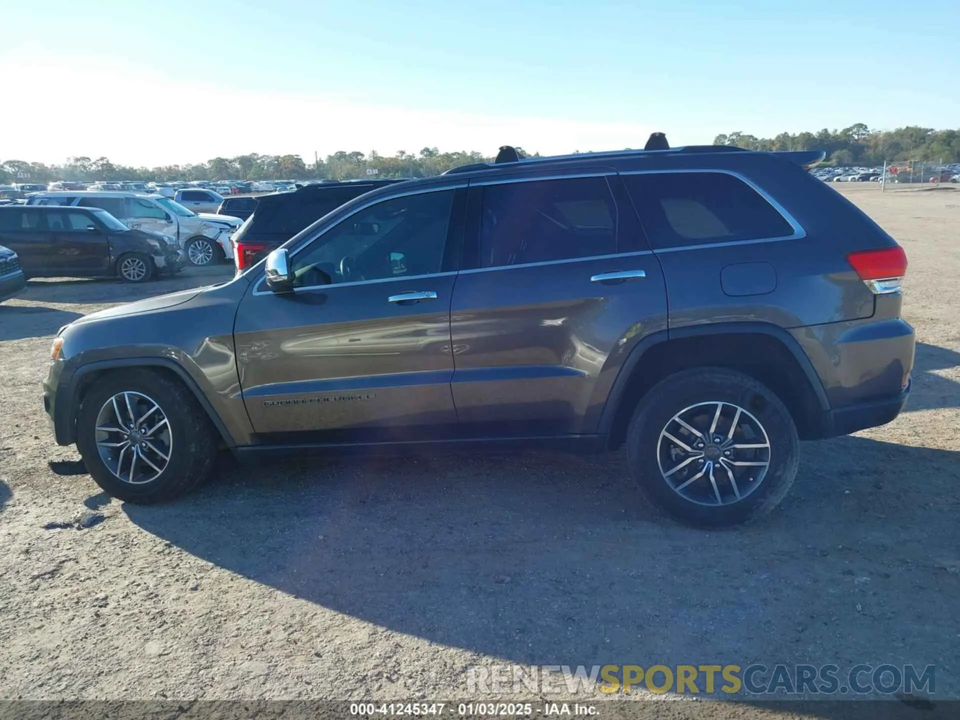 14 fotografías del automóvil dañado 1C4RJEBG0KC857352 JEEP GRAND CHEROKEE 2019